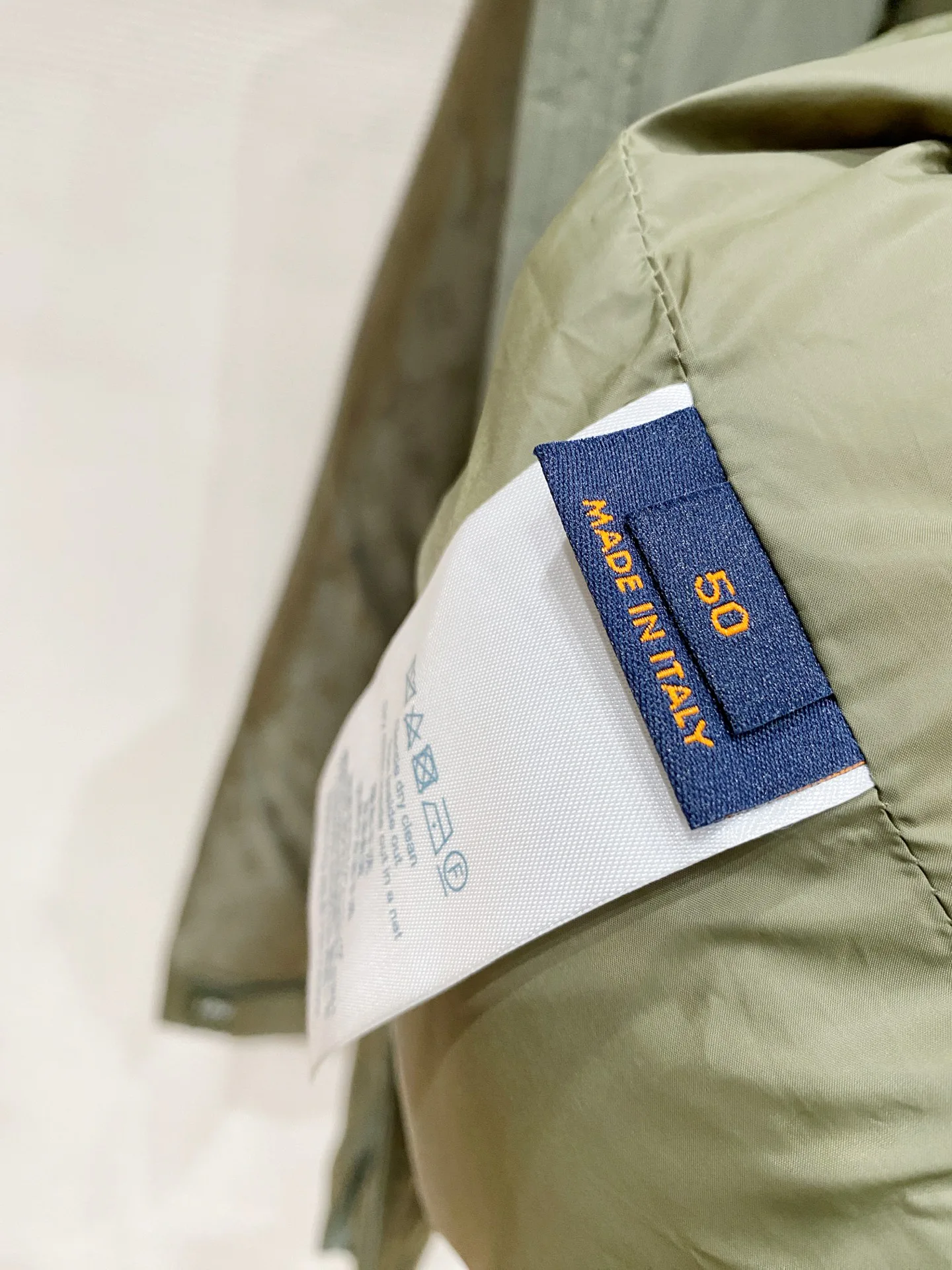 Men's Jackets And Down Jackets LOUIS VUITTON 18007587