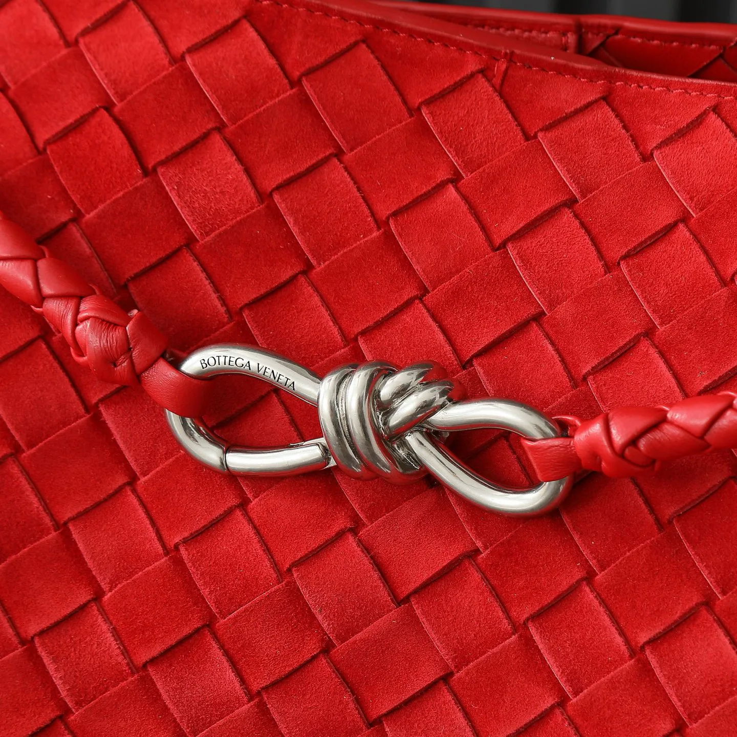 Классические Сумки Женские Bottega Veneta 18668708
