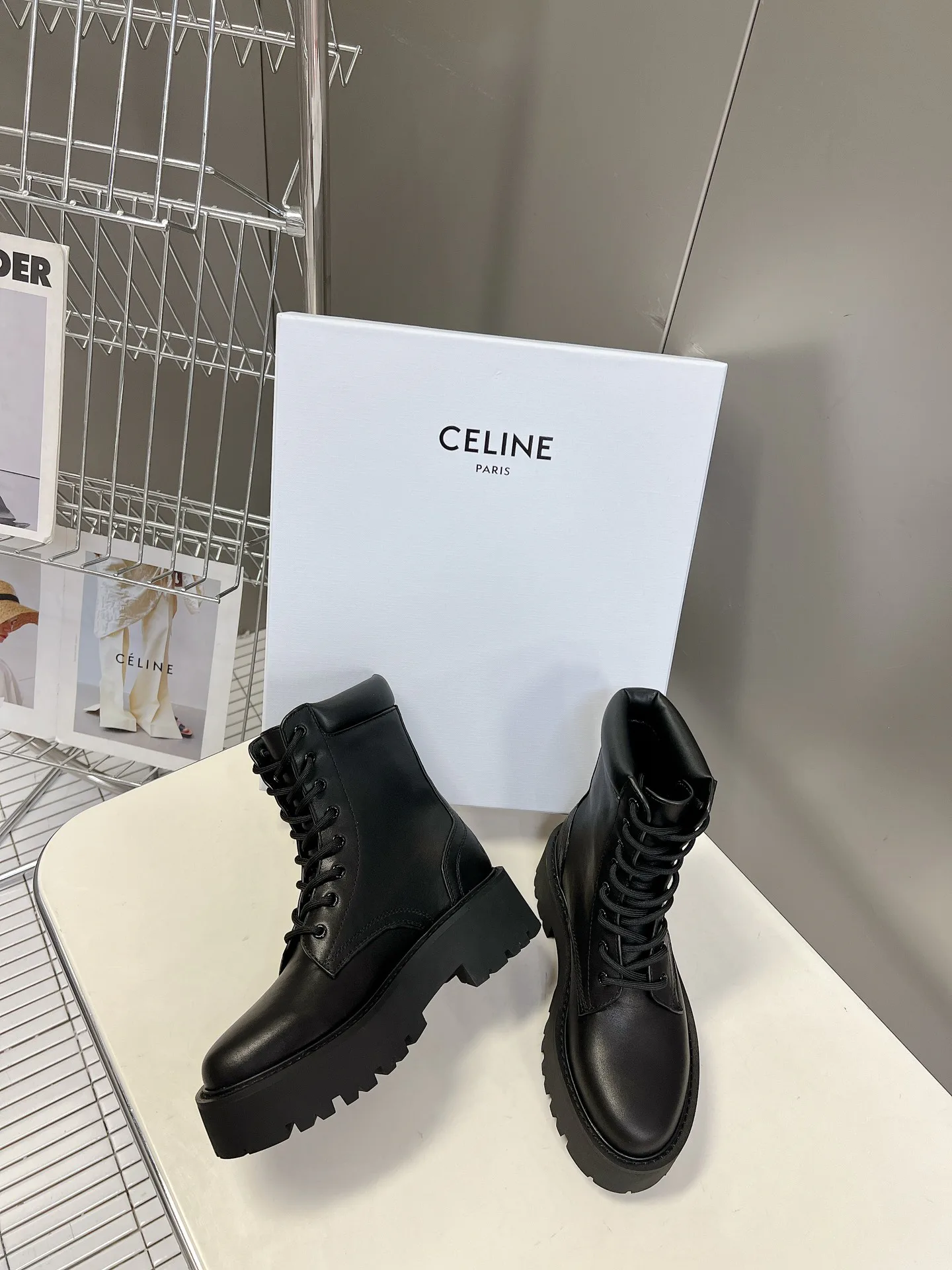 Women's Ankle Boots CELINE 18005914