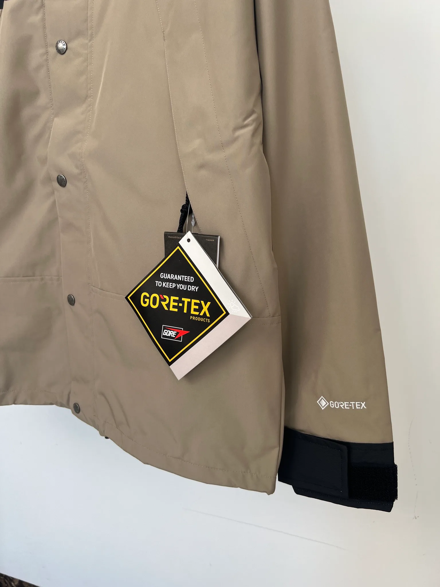 Women's Jackets And Down Jackets THE NORTH FACE 18416095