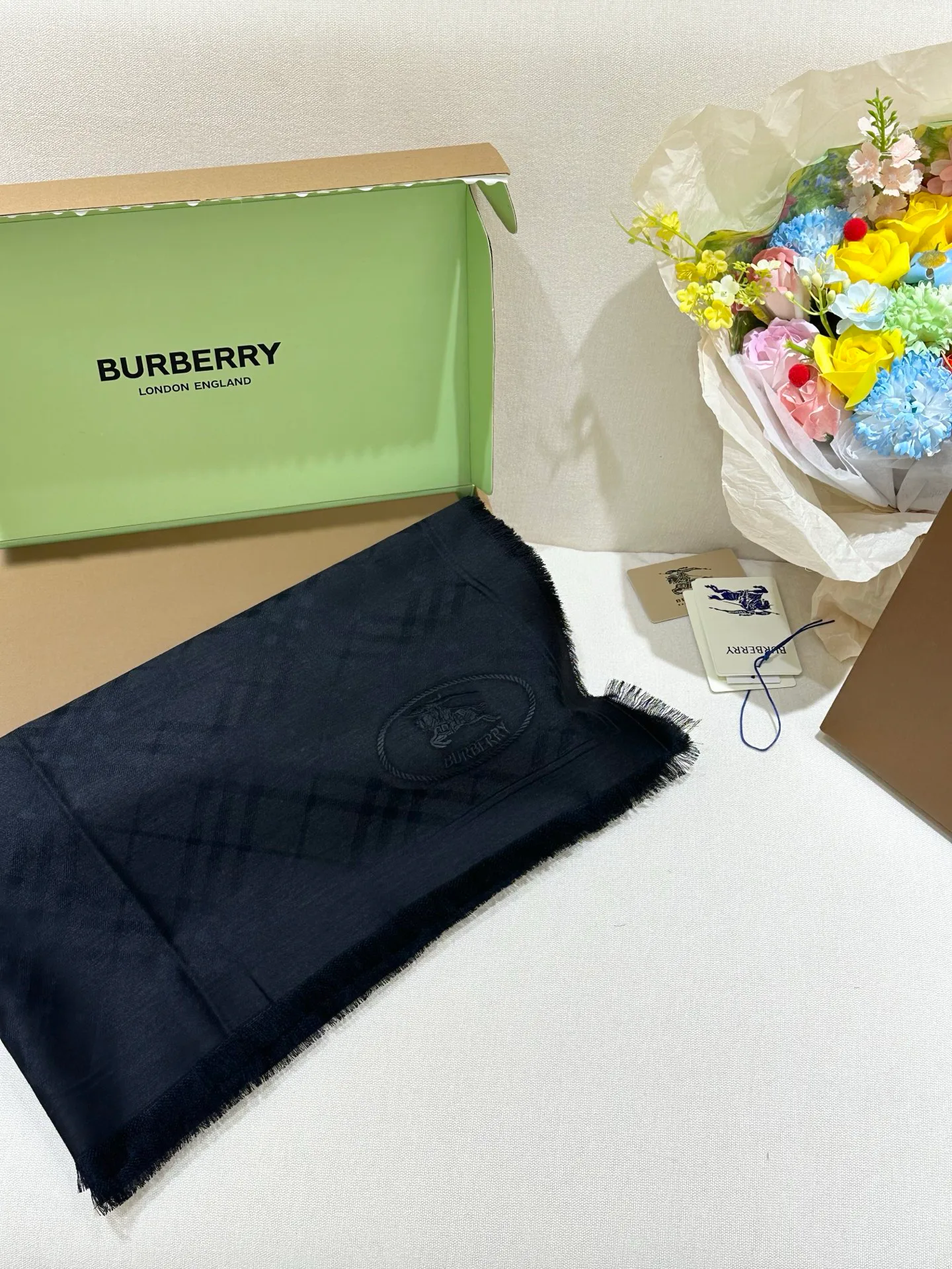 Scarves BURBERRY 17916814