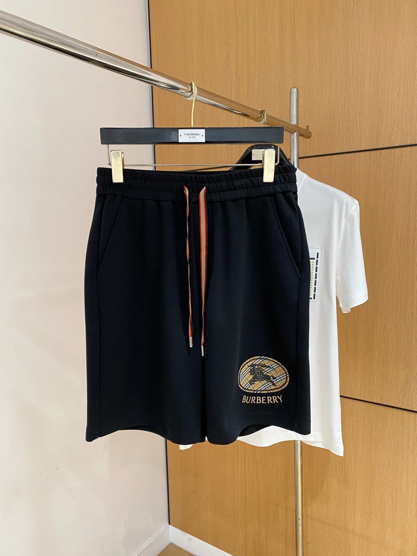 Men's Shorts BURBERRY 18246959