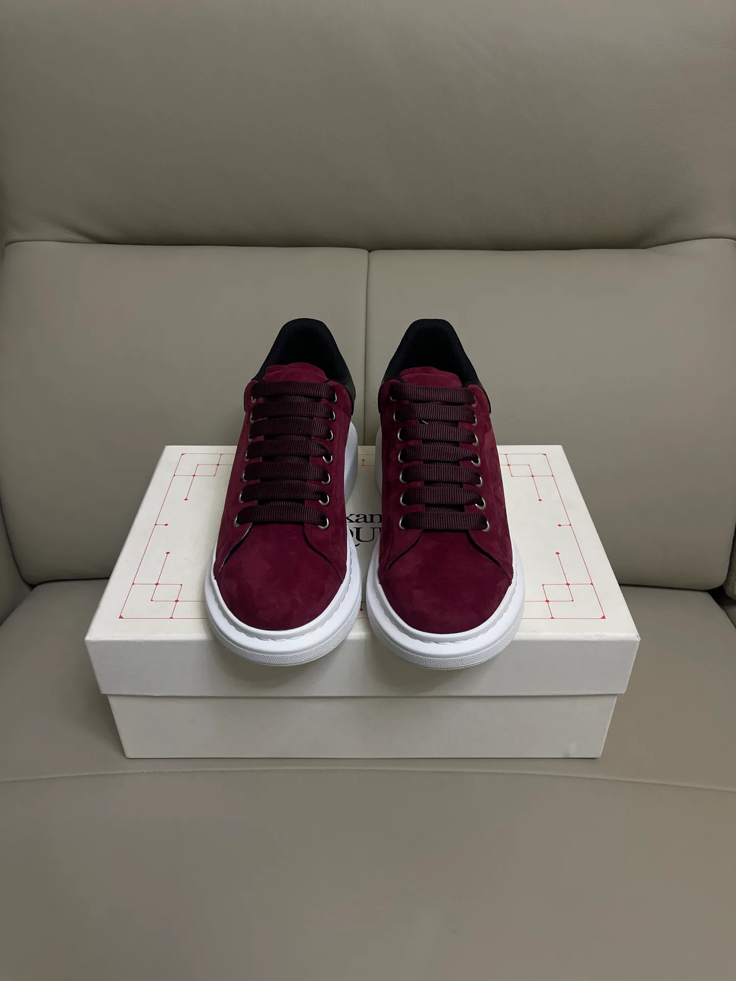Women's Sneakers ALEXANDER MCQUEEN 18465081