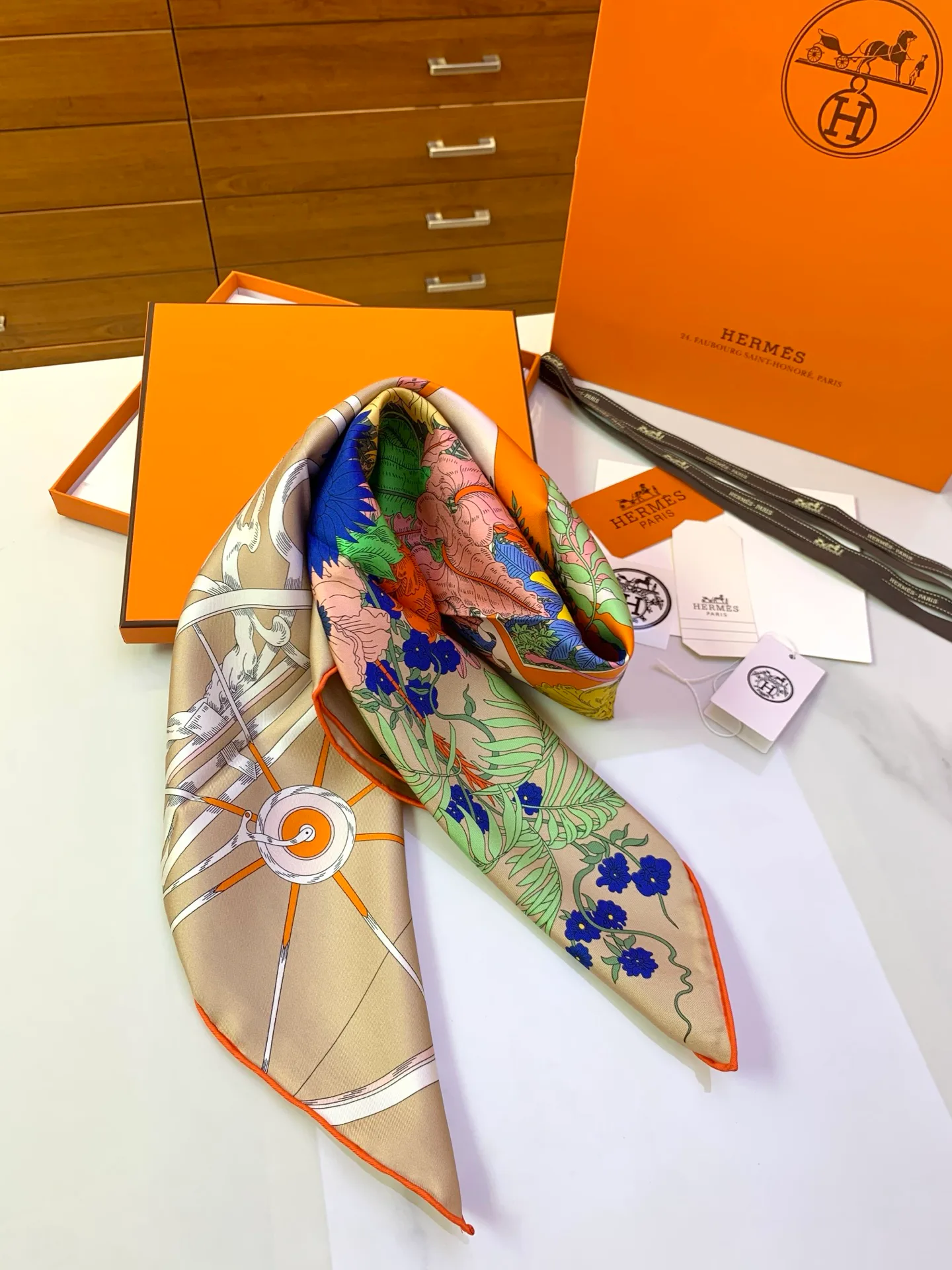 Silk Scarves HERMES 18040262