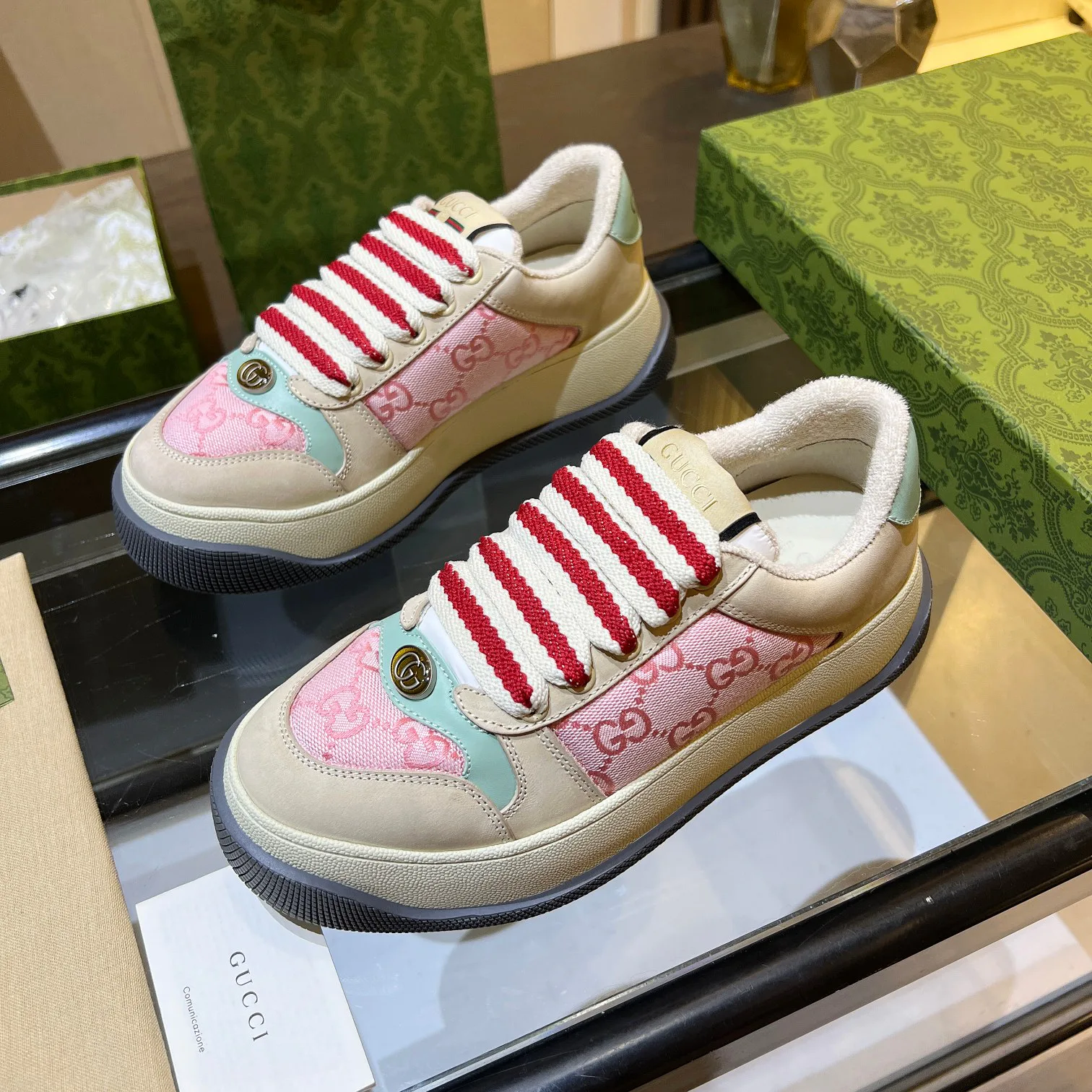 Women's Sneakers GUCCI 17955442