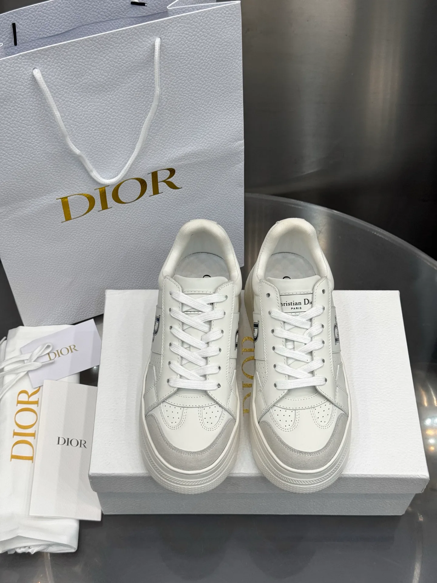 Women's Sneakers CHRISTIAN DIOR 18202452