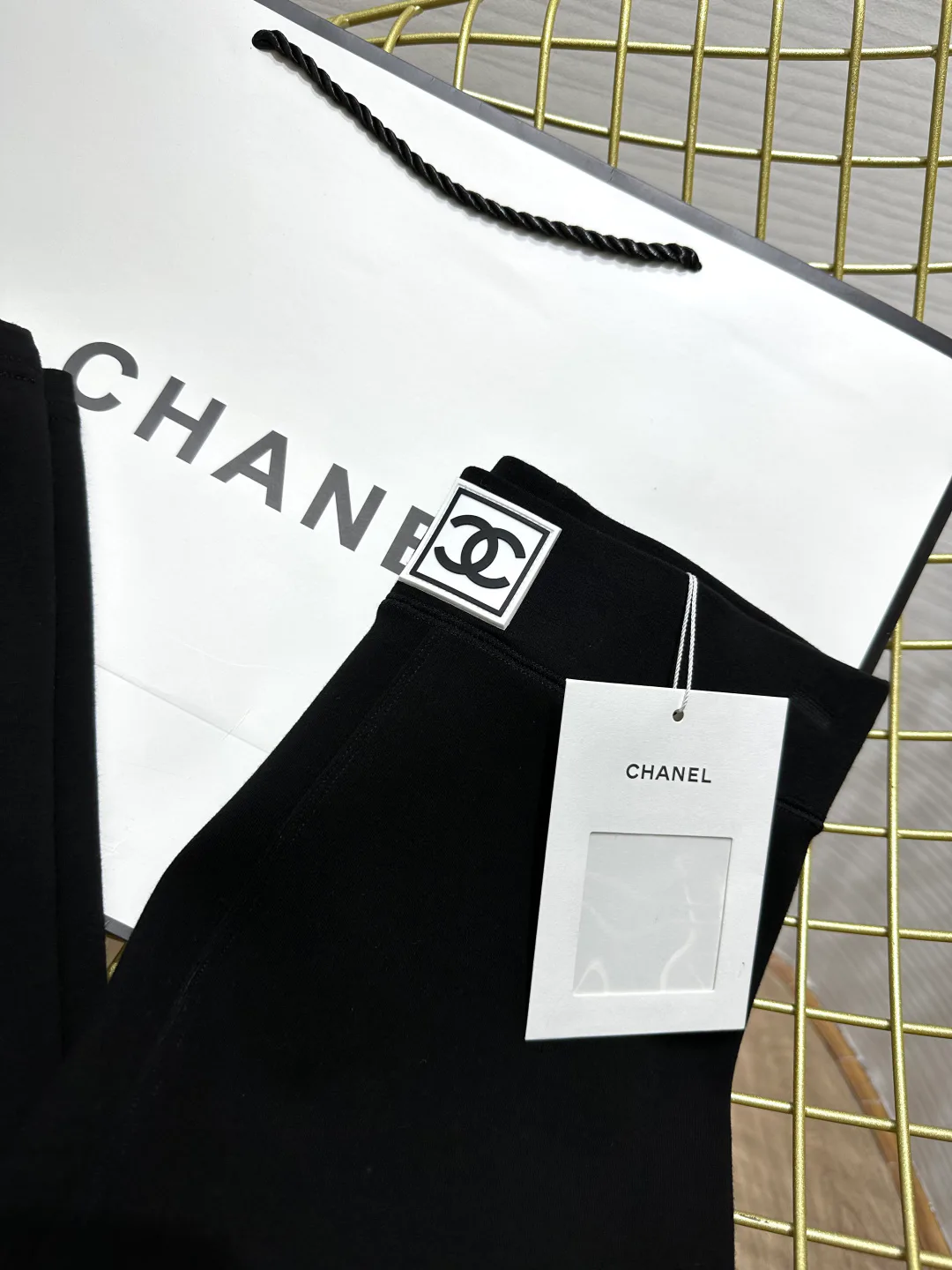 Women's Trousers CHANEL 18276664