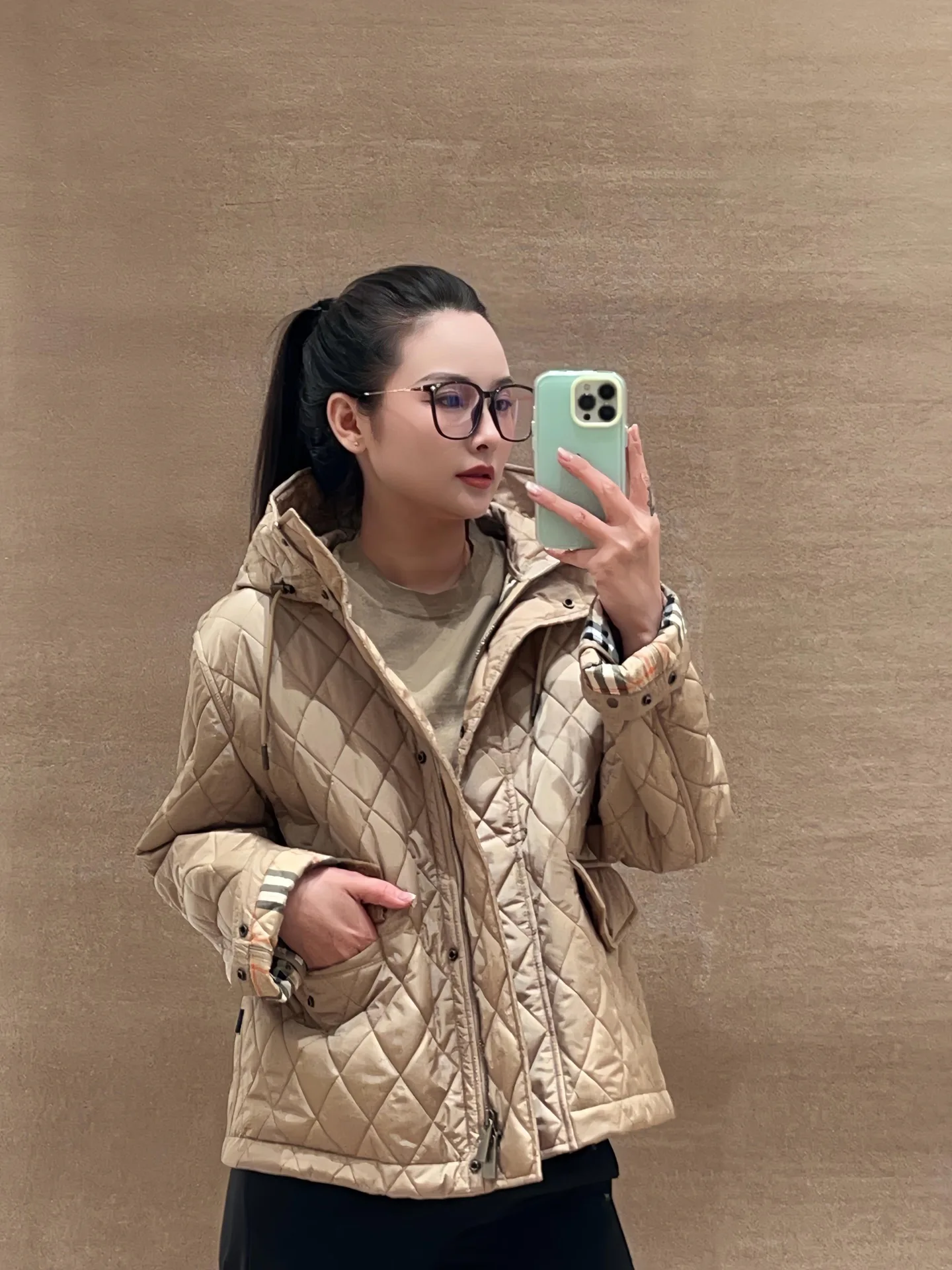 Women's Jackets And Down Jackets BURBERRY 18033911