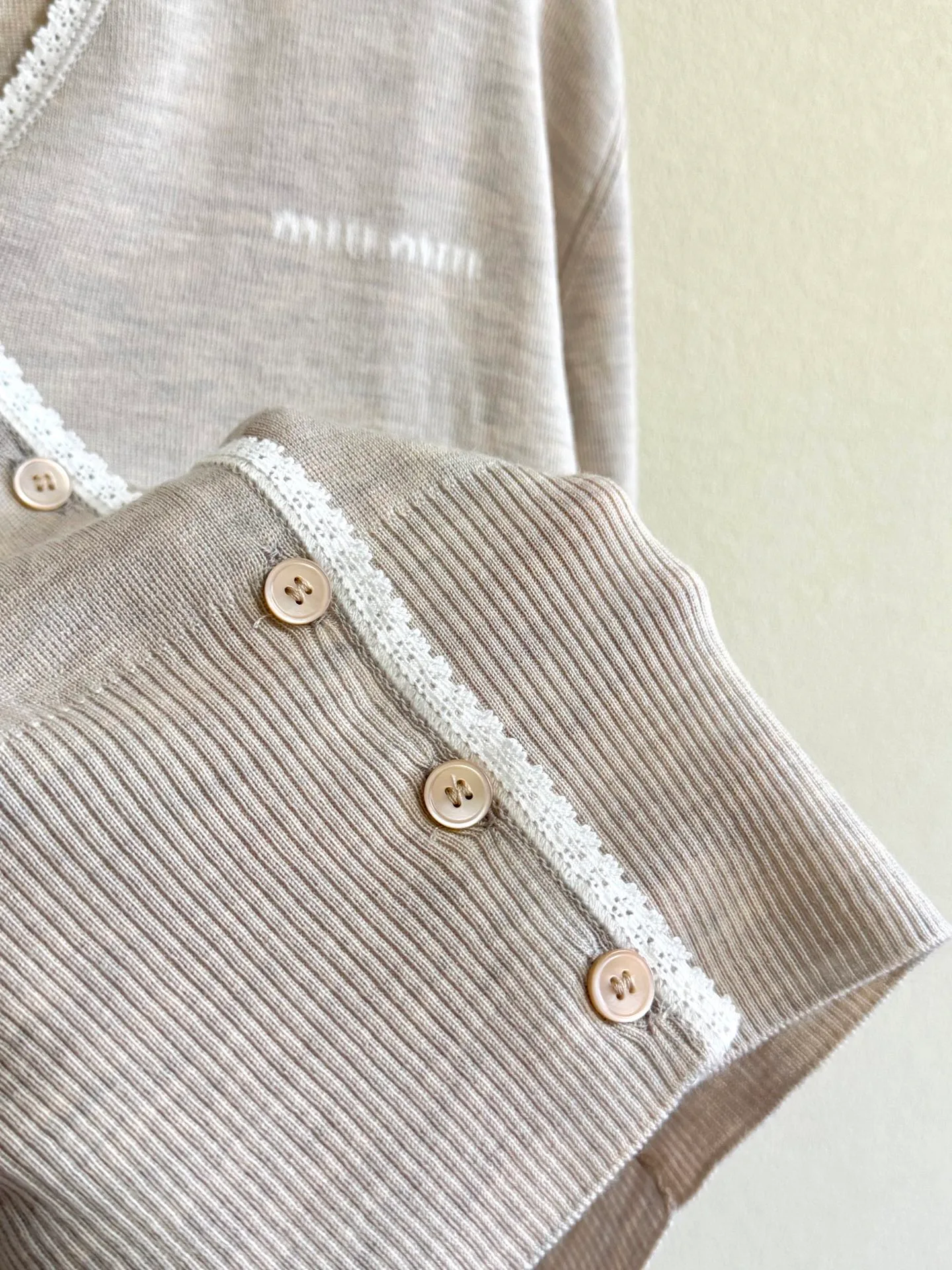 Women's Jumpers And Sweaters MIU MIU 17488152
