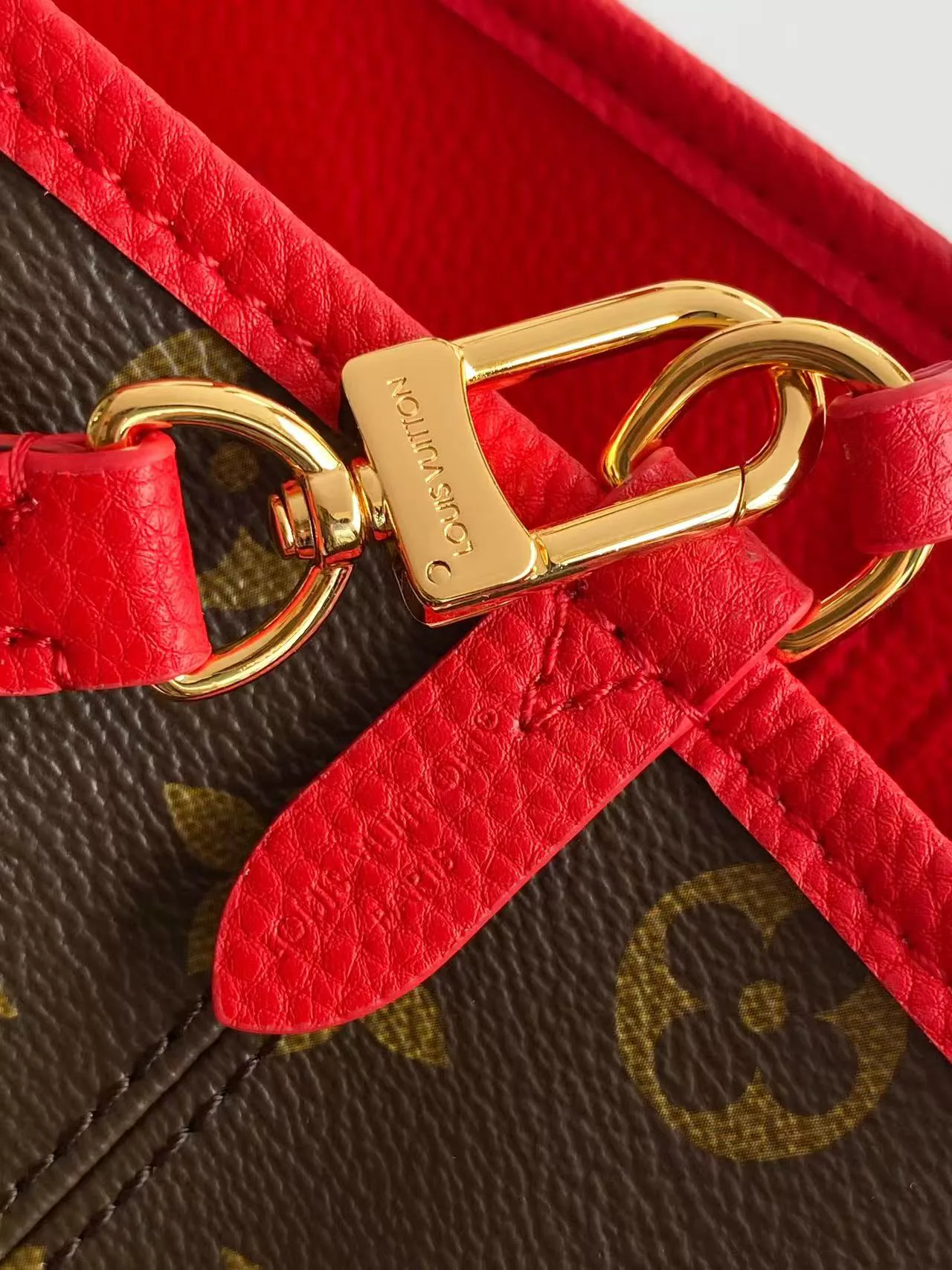 Women's Classic Handbags LOUIS VUITTON 17483329