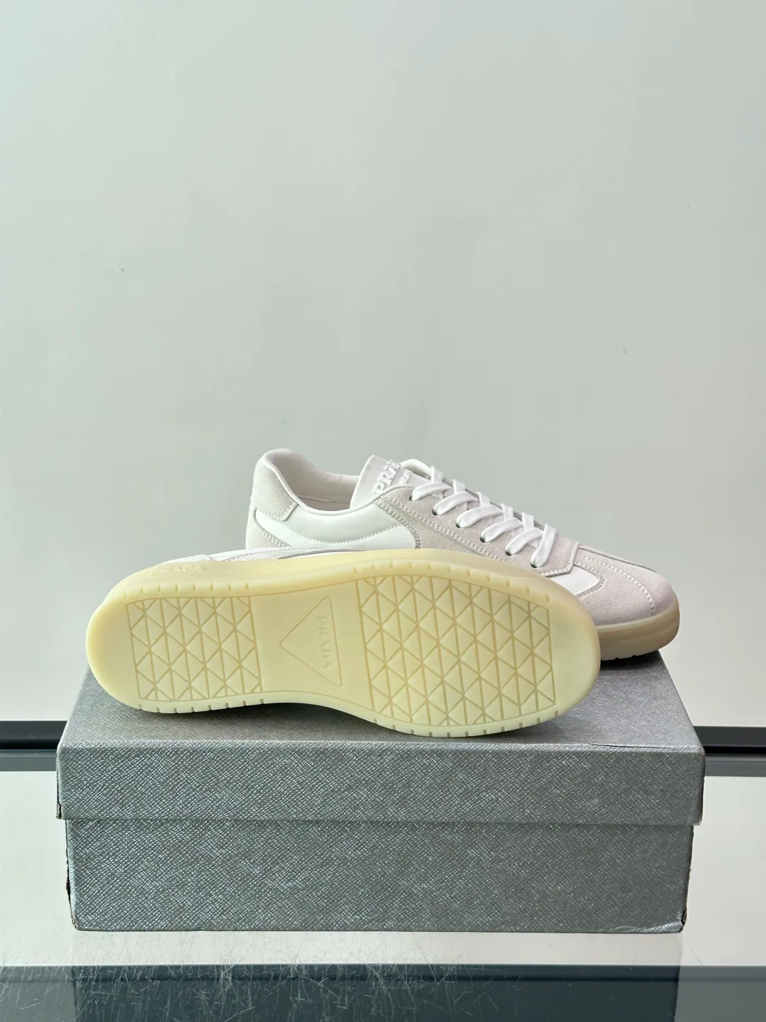 Men's Sneakers PRADA 18079434