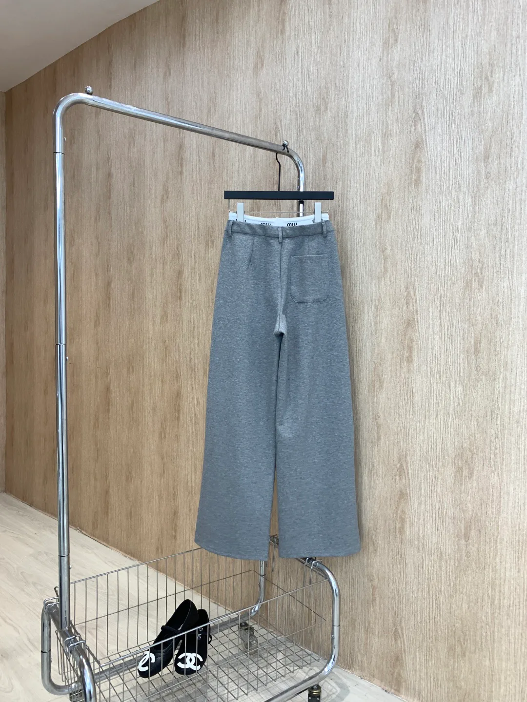 Women's Trousers MIU MIU 18199265