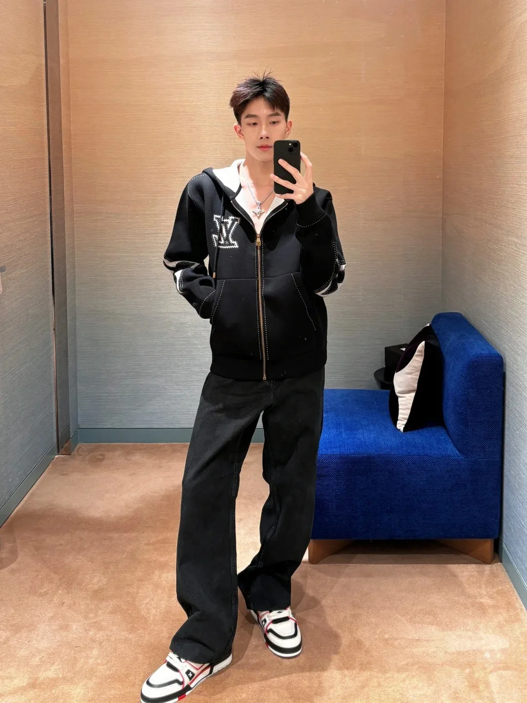 Men's Jeans LOUIS VUITTON 17480569