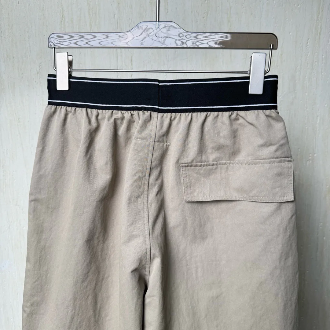 Men's Trousers MAISON MARGIELA 17902465