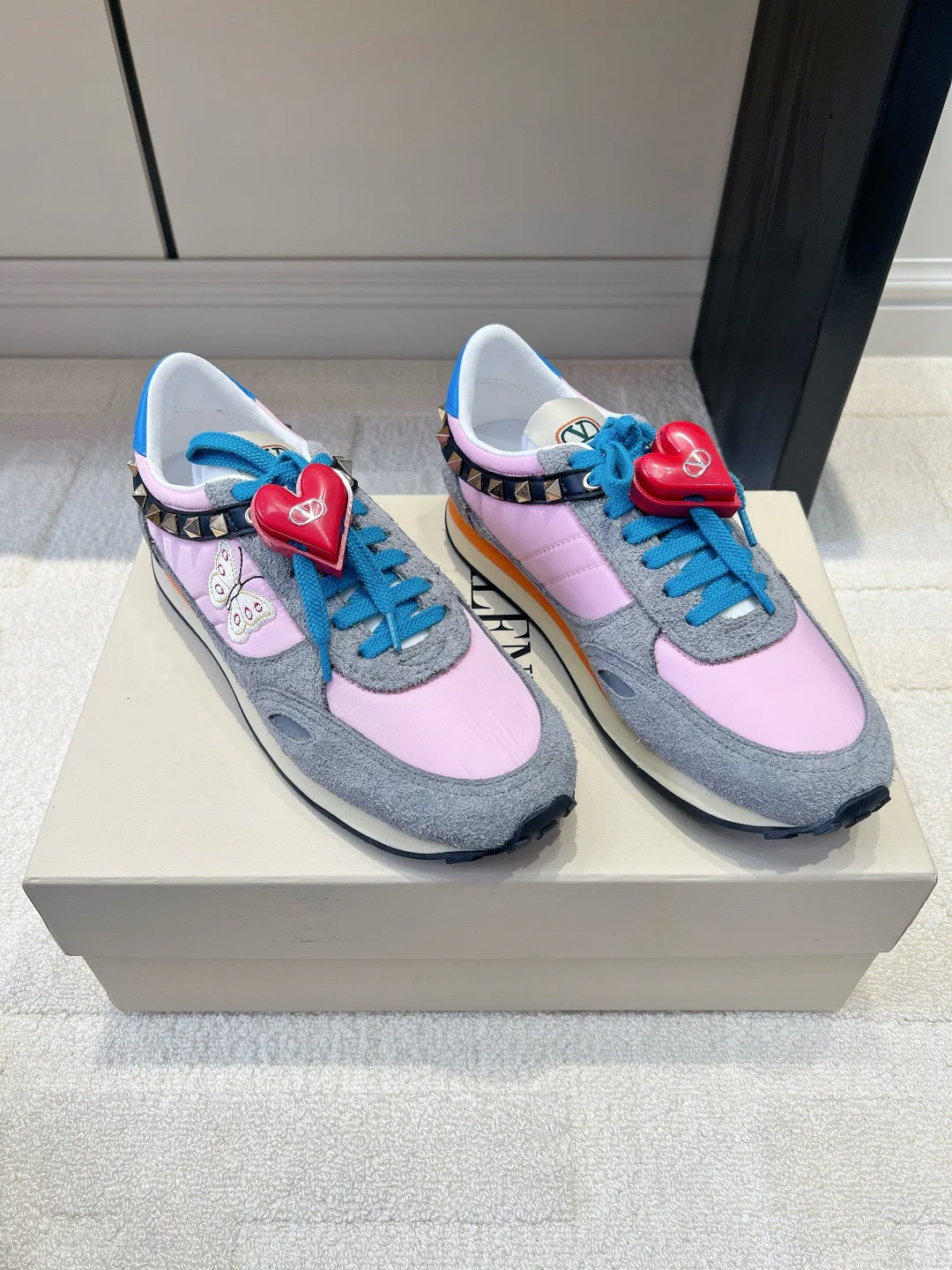 Women's Sneakers VALENTINO 18436565
