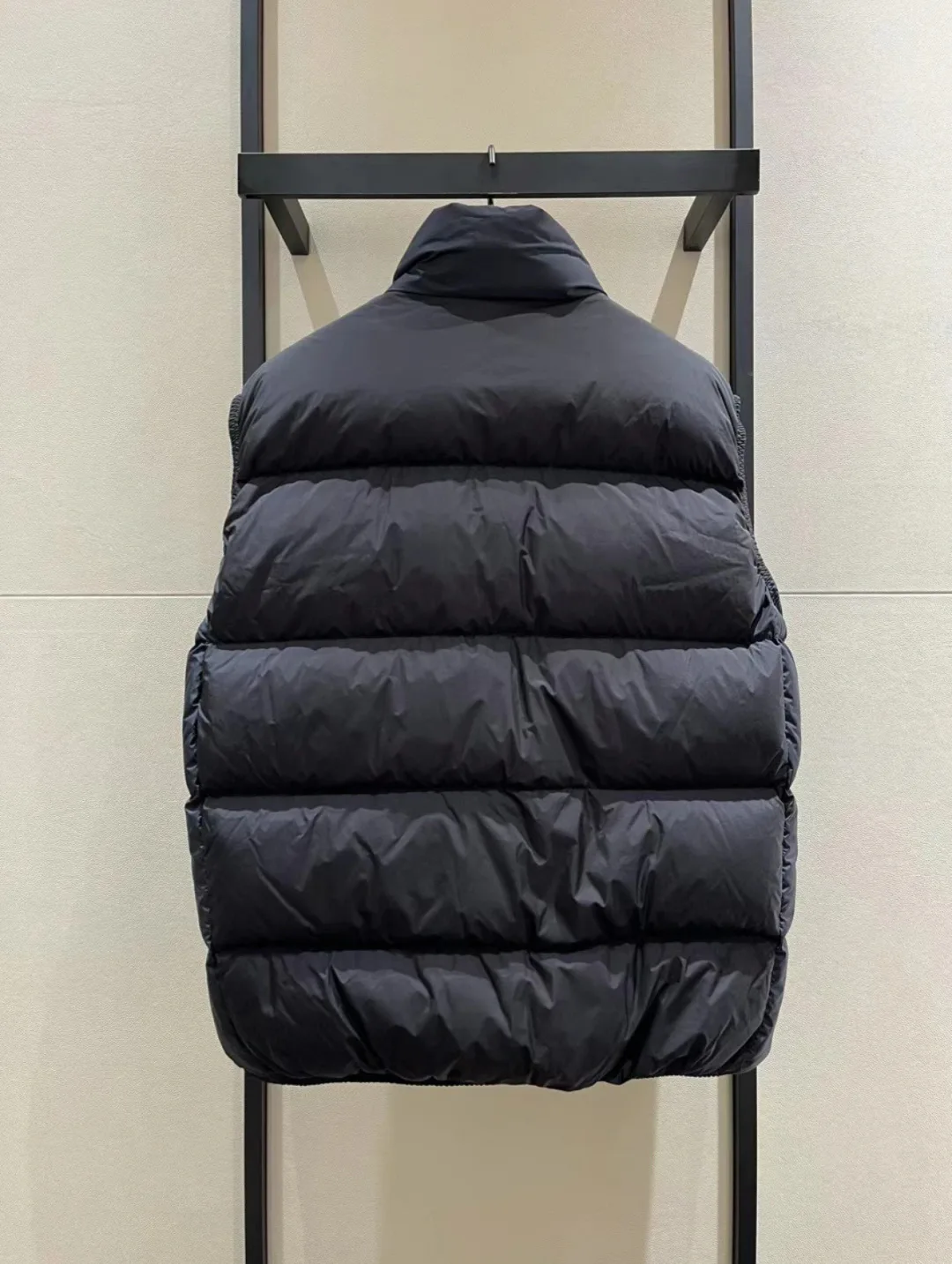 Women's Vests MONCLER 18007561