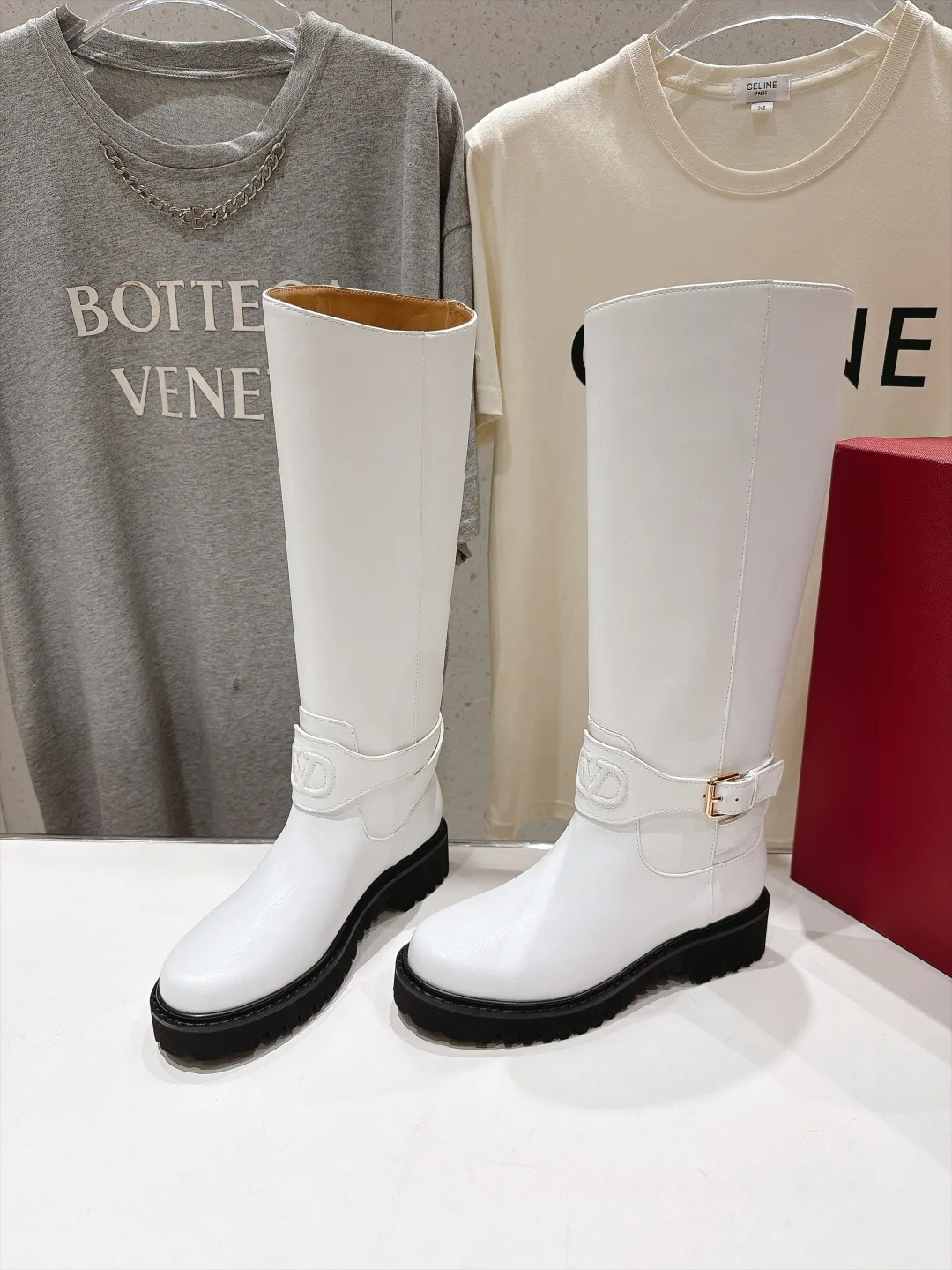 Women's Boots VALENTINO 18309292