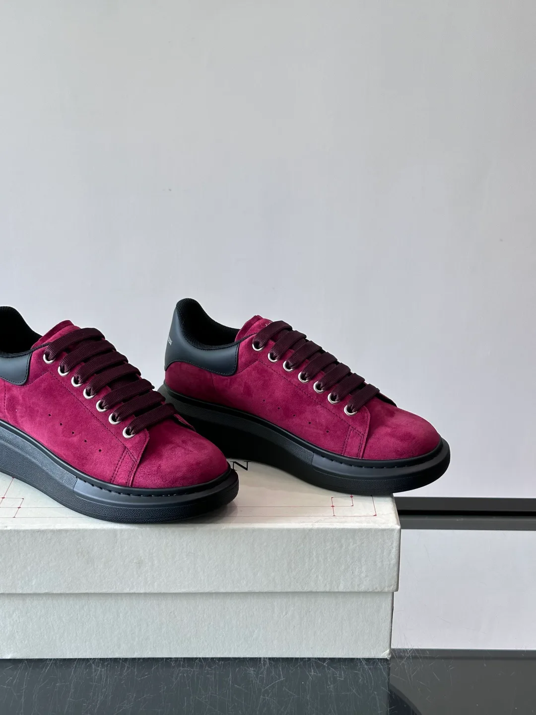 Women's Sneakers ALEXANDER MCQUEEN 17447550