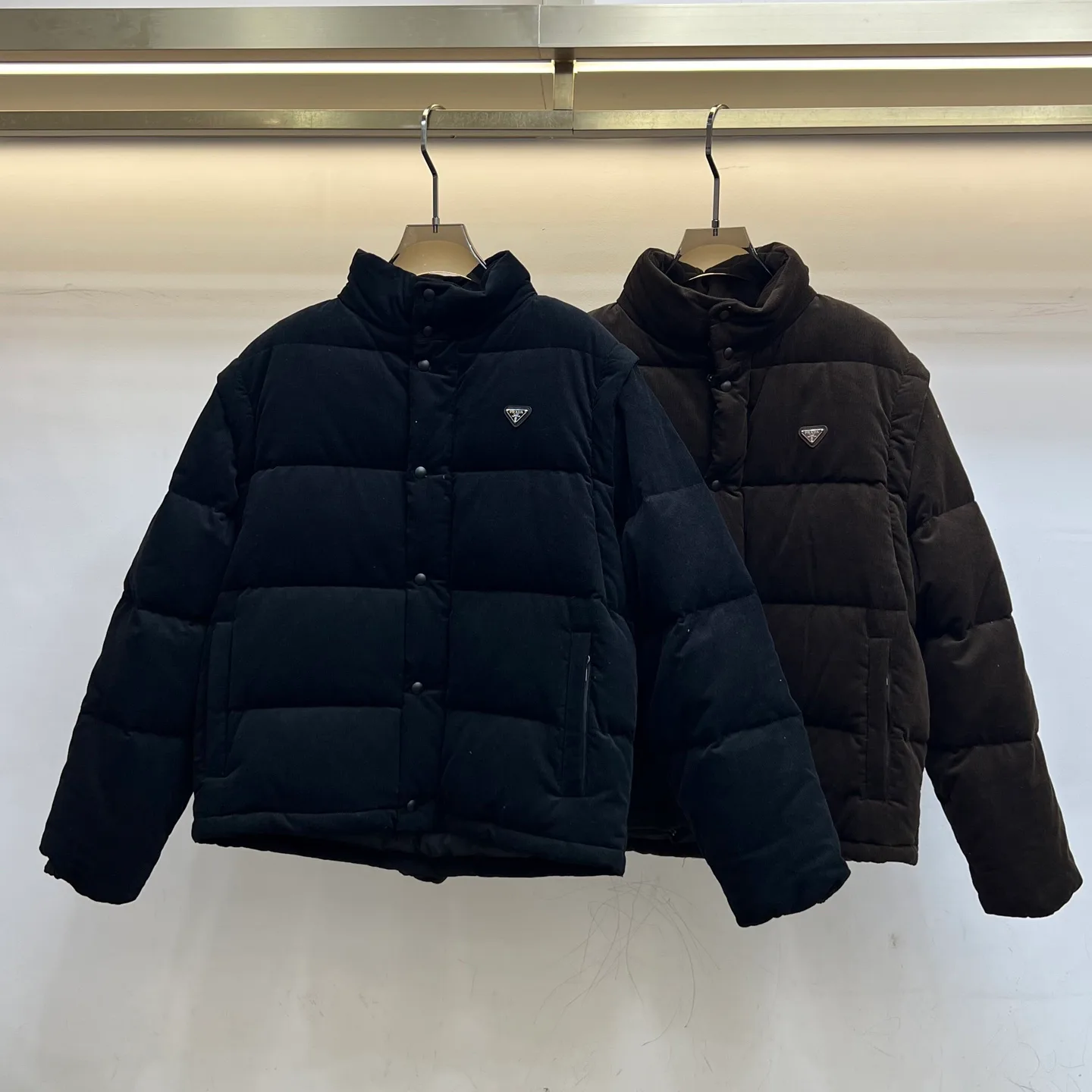 Women's Jackets And Down Jackets PRADA 18178510