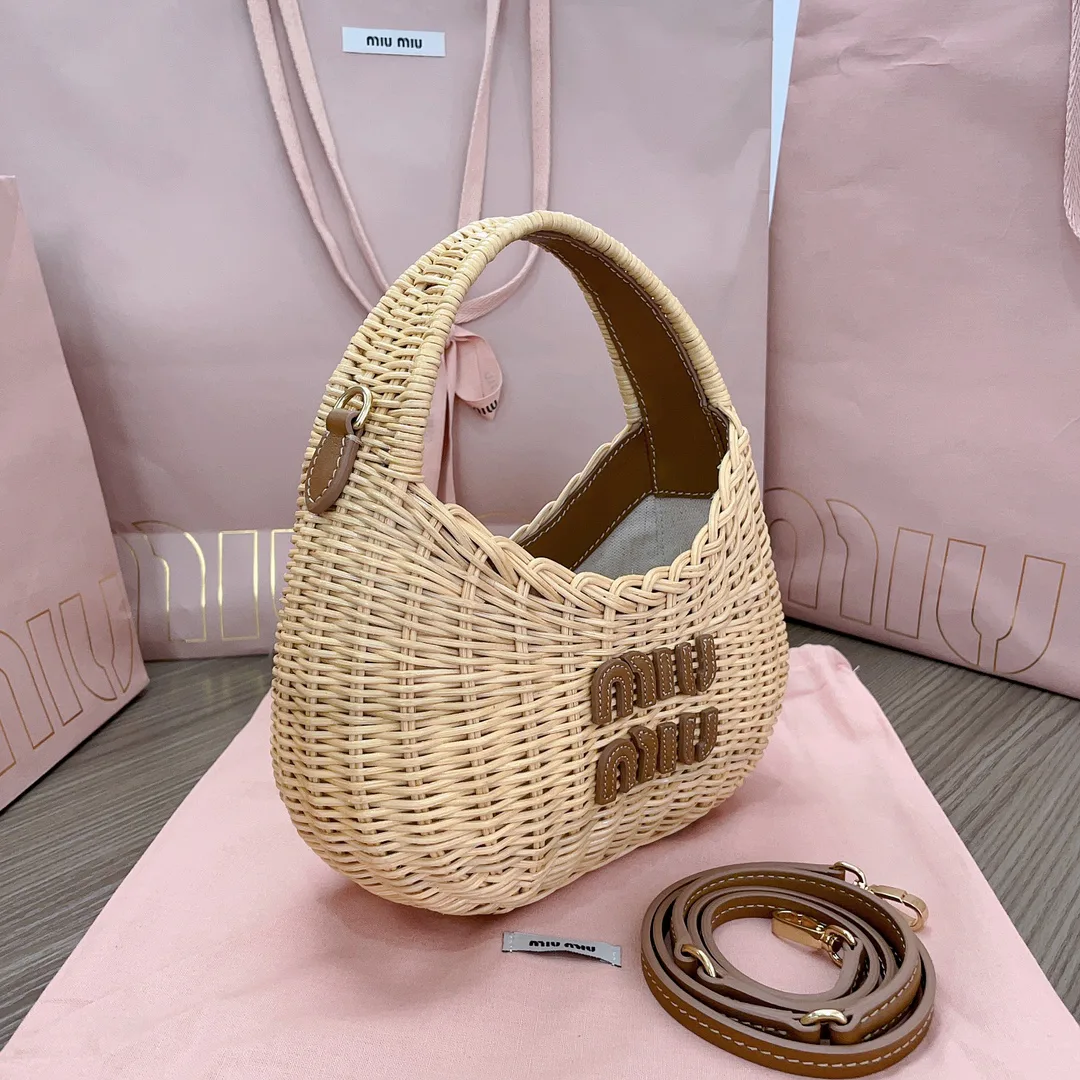 Women's Shoulder Bags MIU MIU 18004734