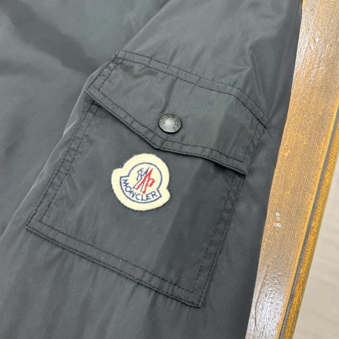Men's Jackets And Down Jackets MONCLER 18002263