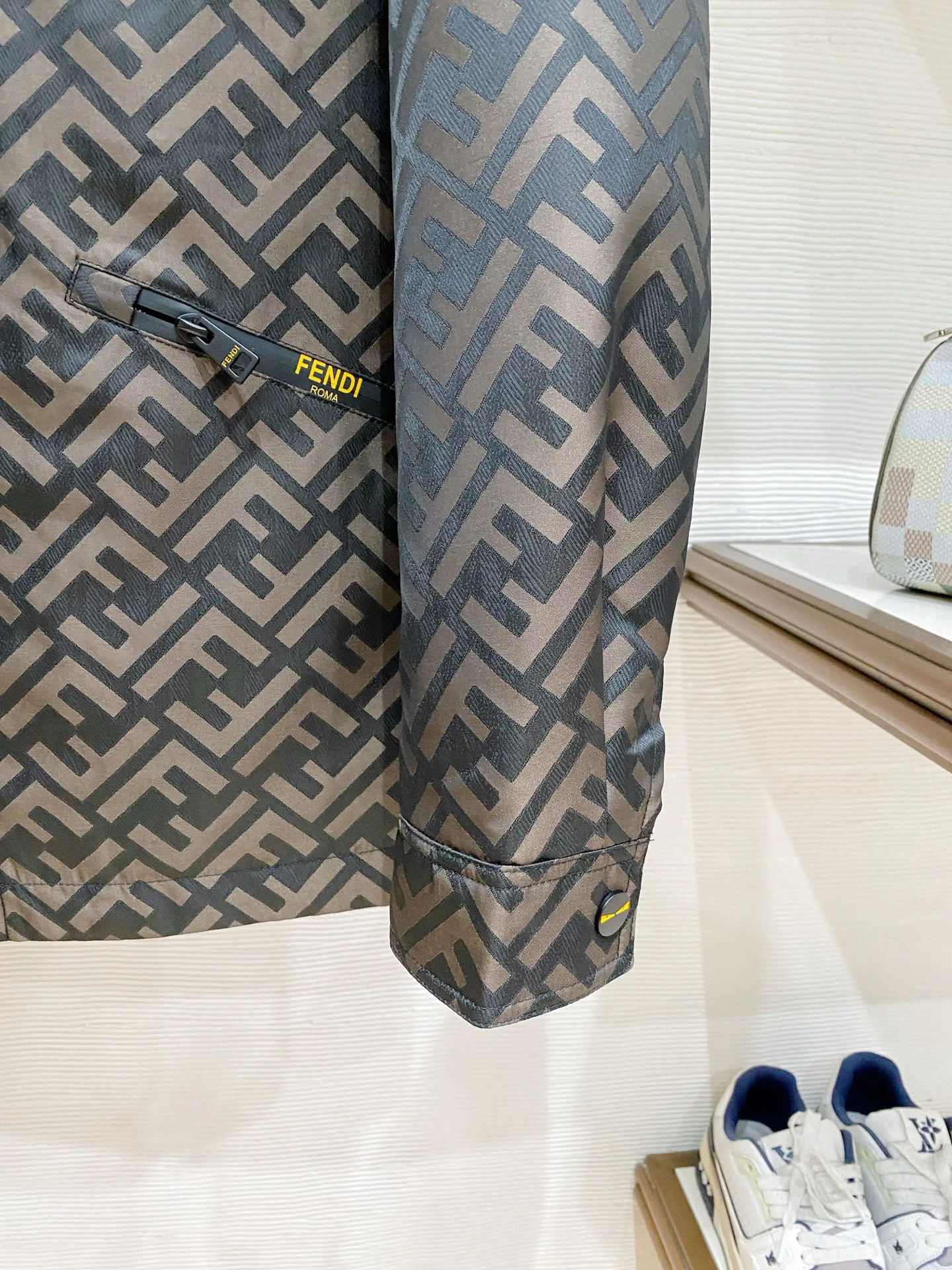 Men's Jackets And Down Jackets FENDI 18007581