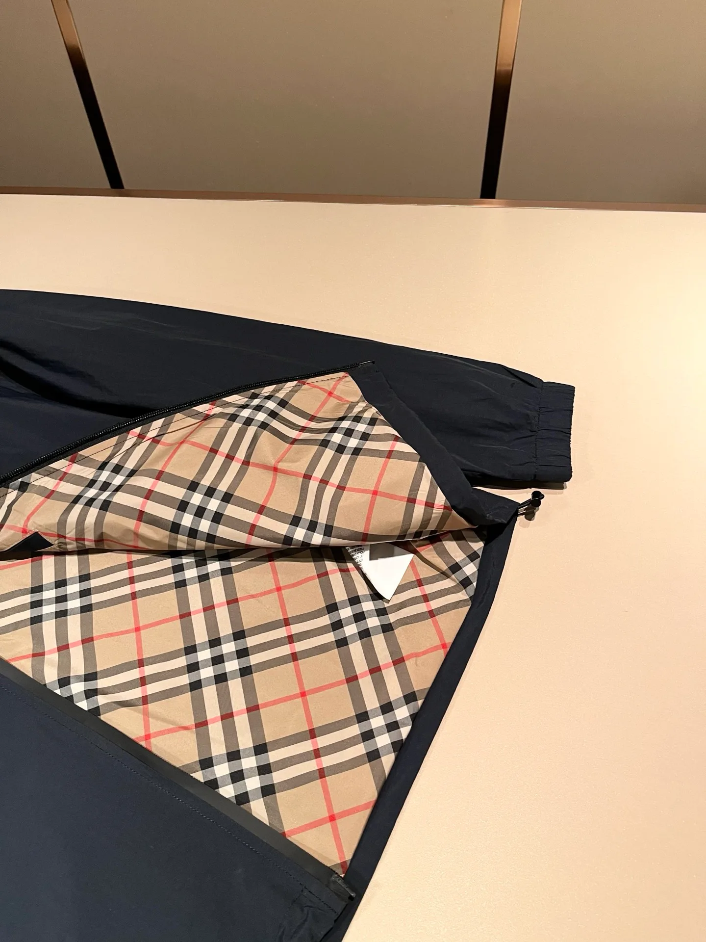 Men's Jackets And Down Jackets BURBERRY 18343349