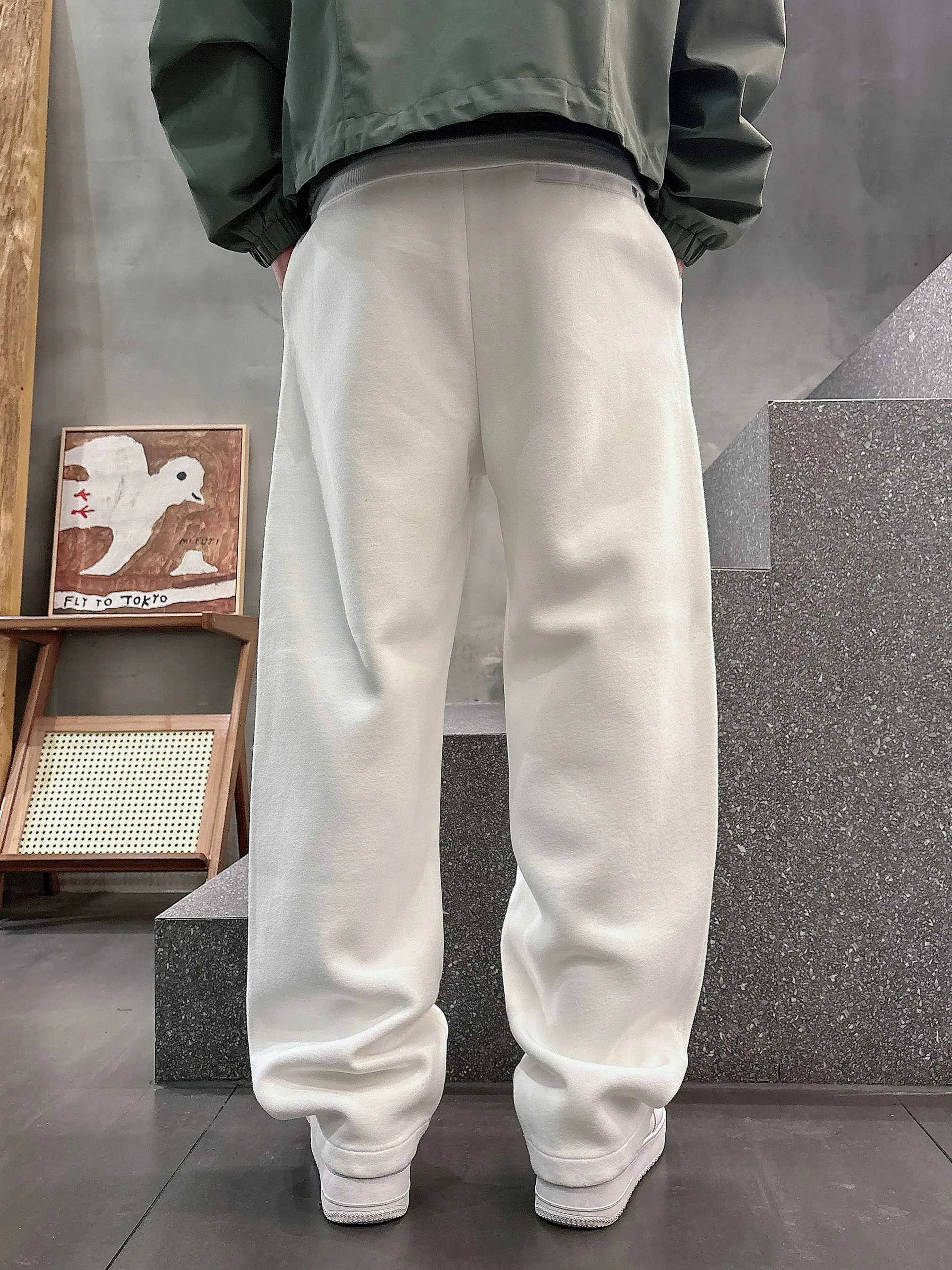 Men's Trousers BALENCIAGA 18368712
