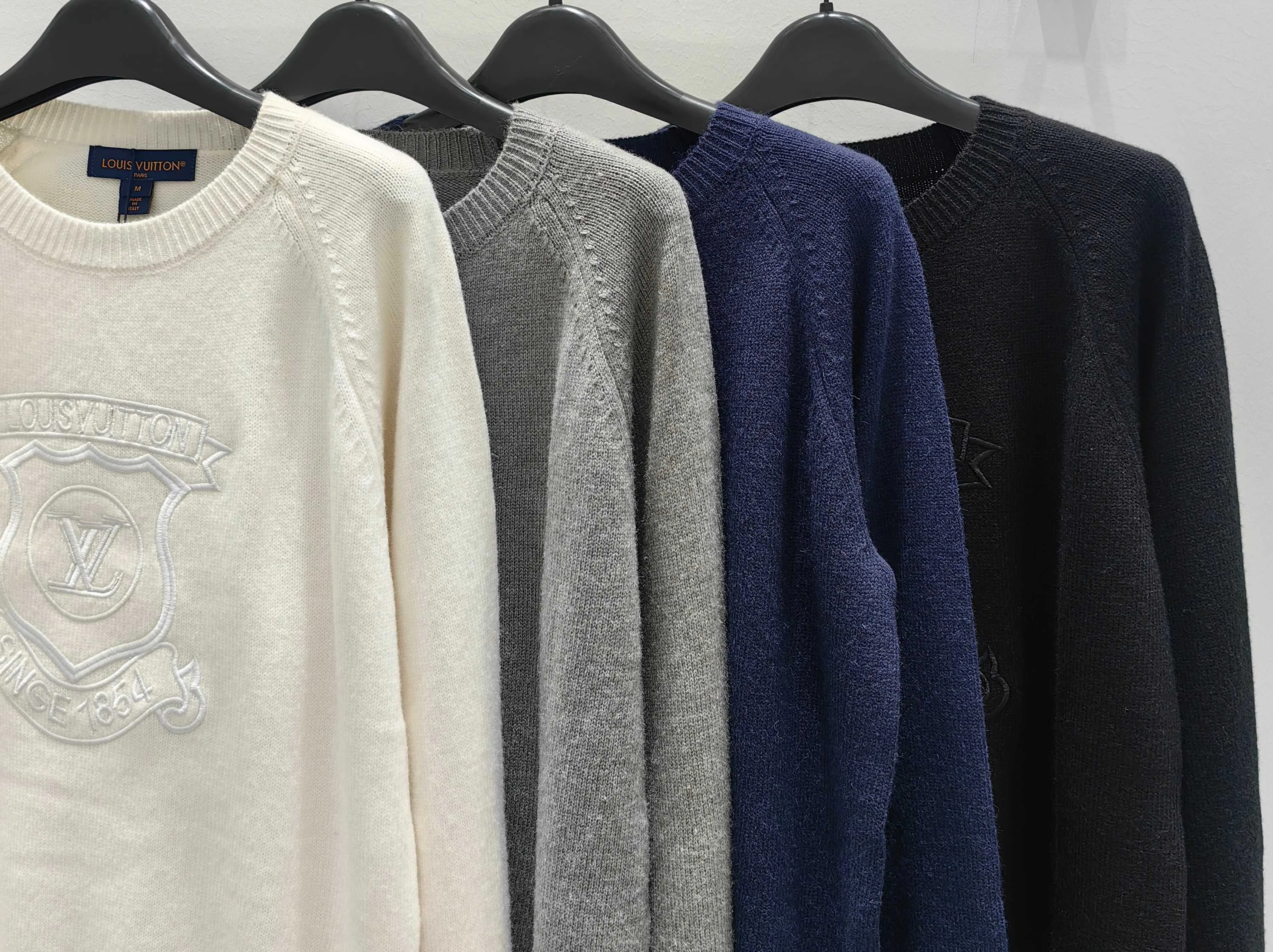 Women's Jumpers And Sweaters LOUIS VUITTON 18186023
