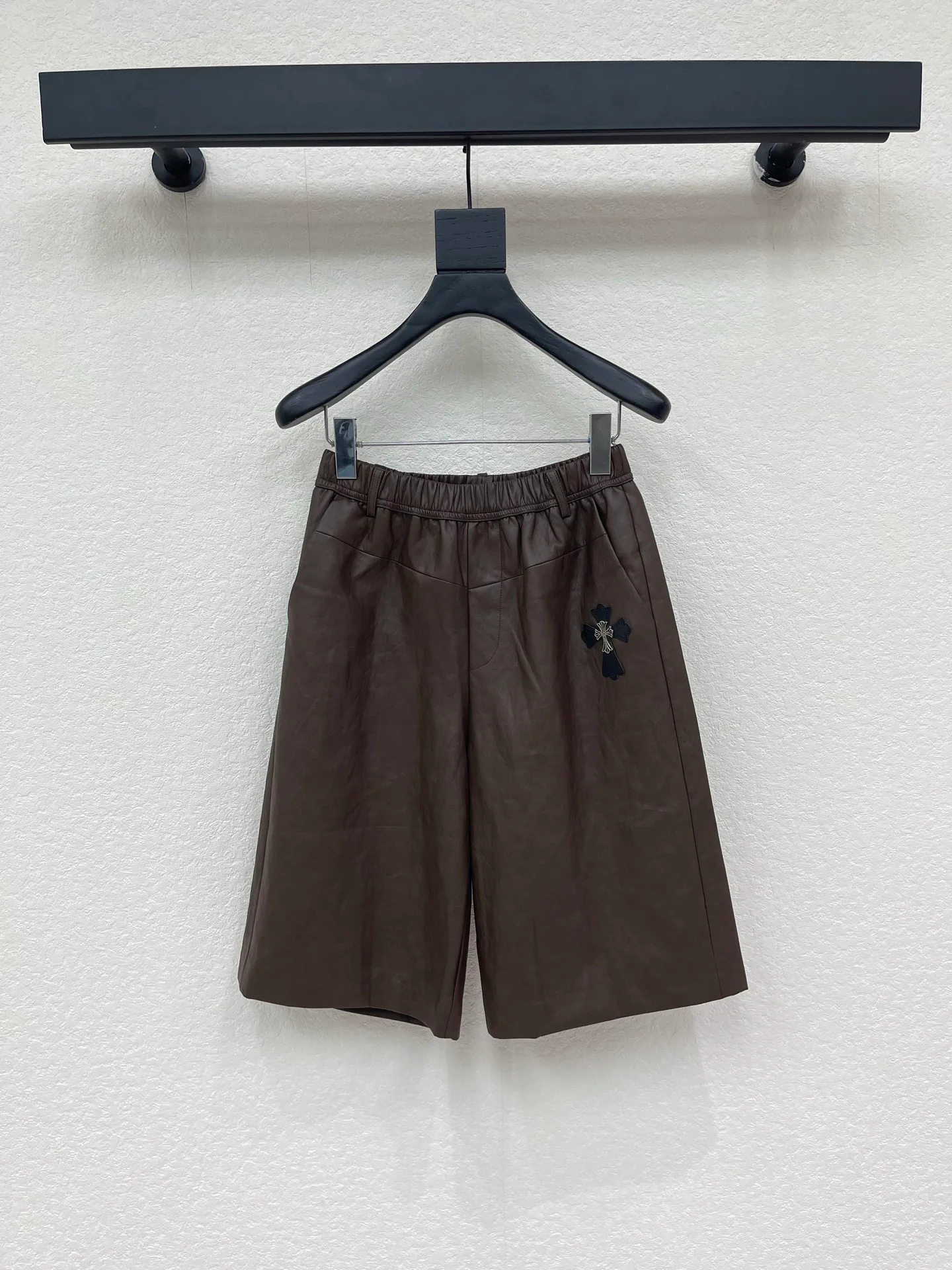 Women's Shorts CHROME HEARTS 18017073