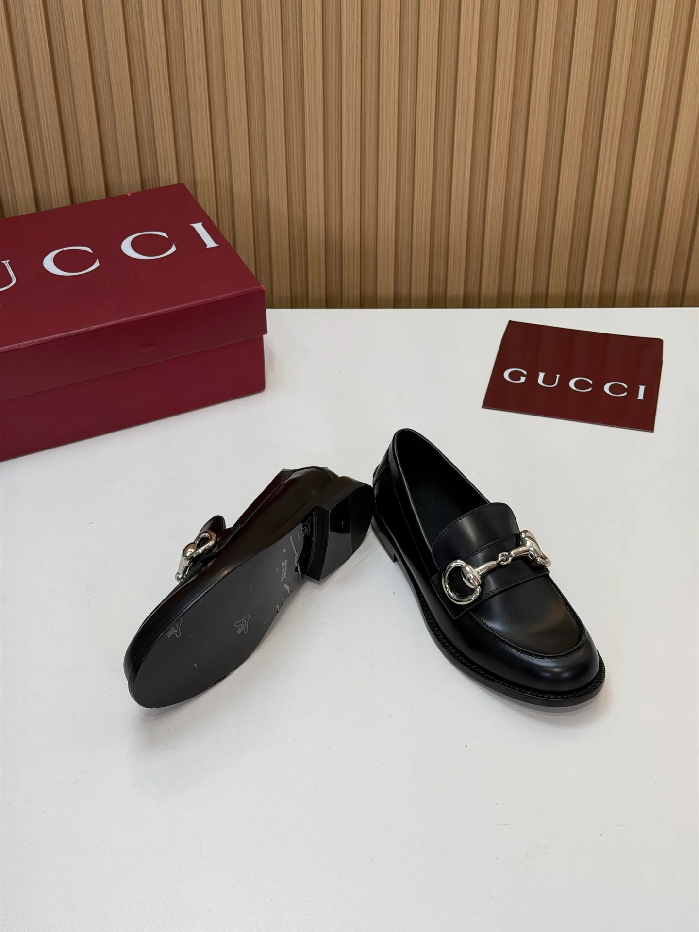 Women's Loafers And Moccasins GUCCI 18152941
