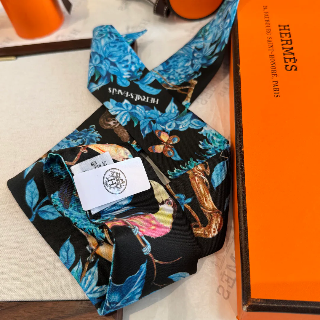 Silk Scarves HERMES 18003421