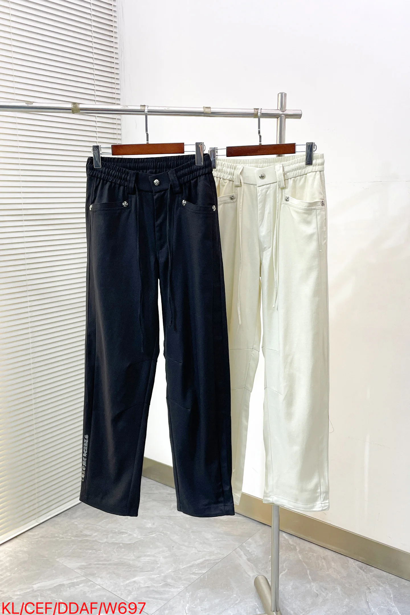 Men's Trousers CHROME HEARTS 18068576