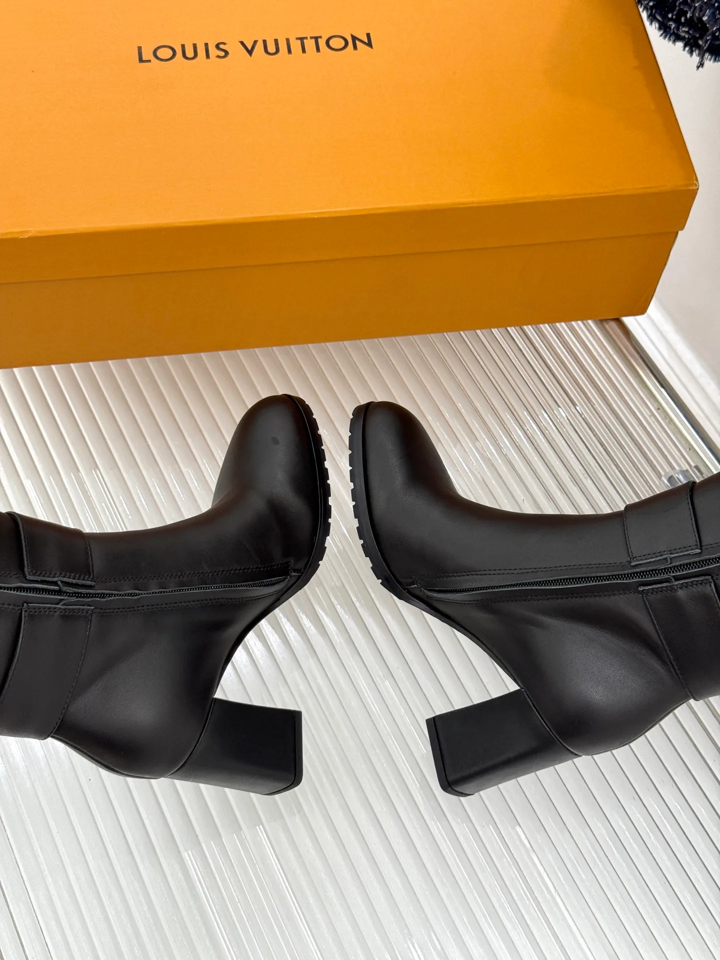 Women's Boots LOUIS VUITTON 18092816