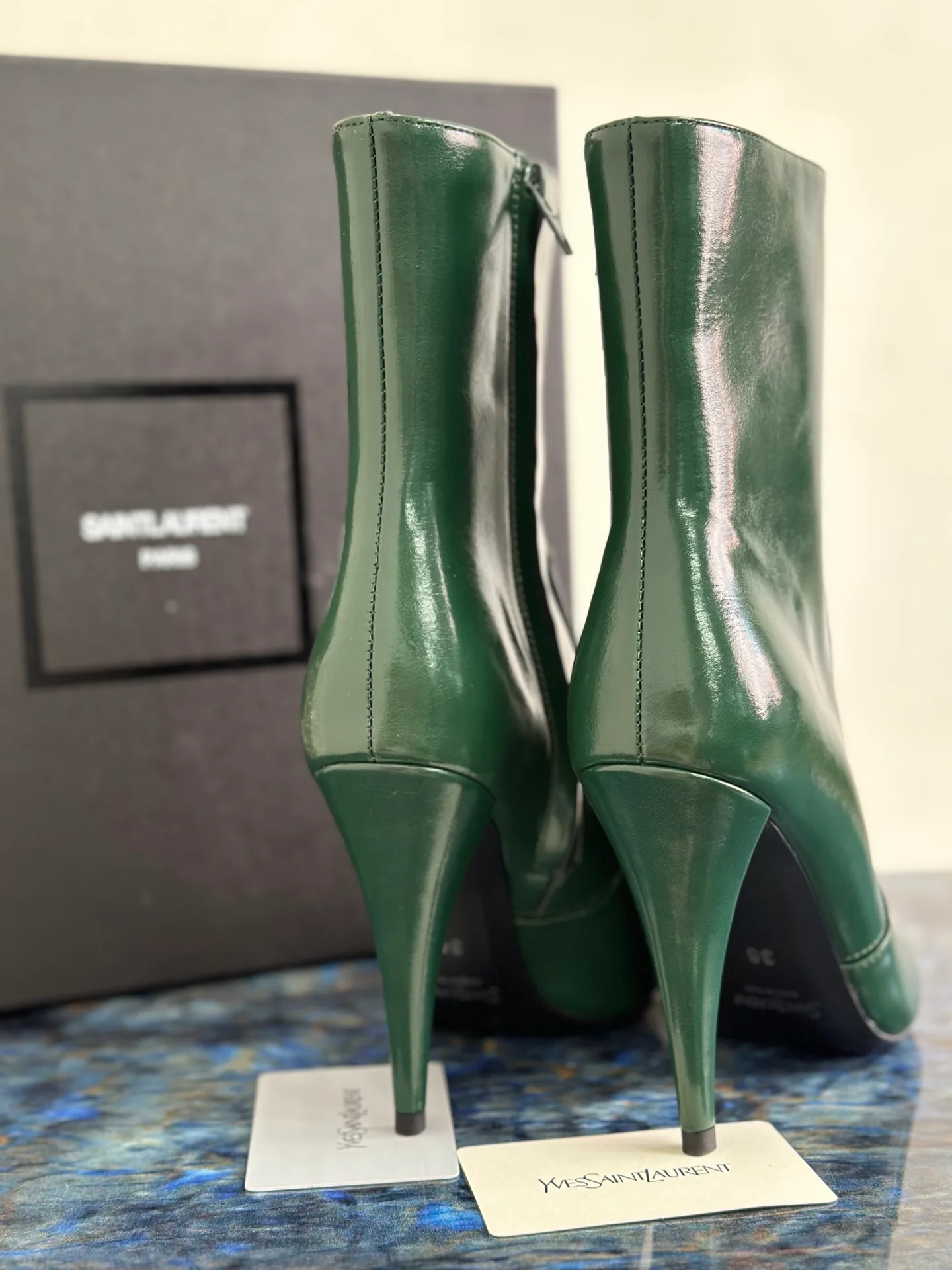 Women's Booties SAINT LAURENT 17918131