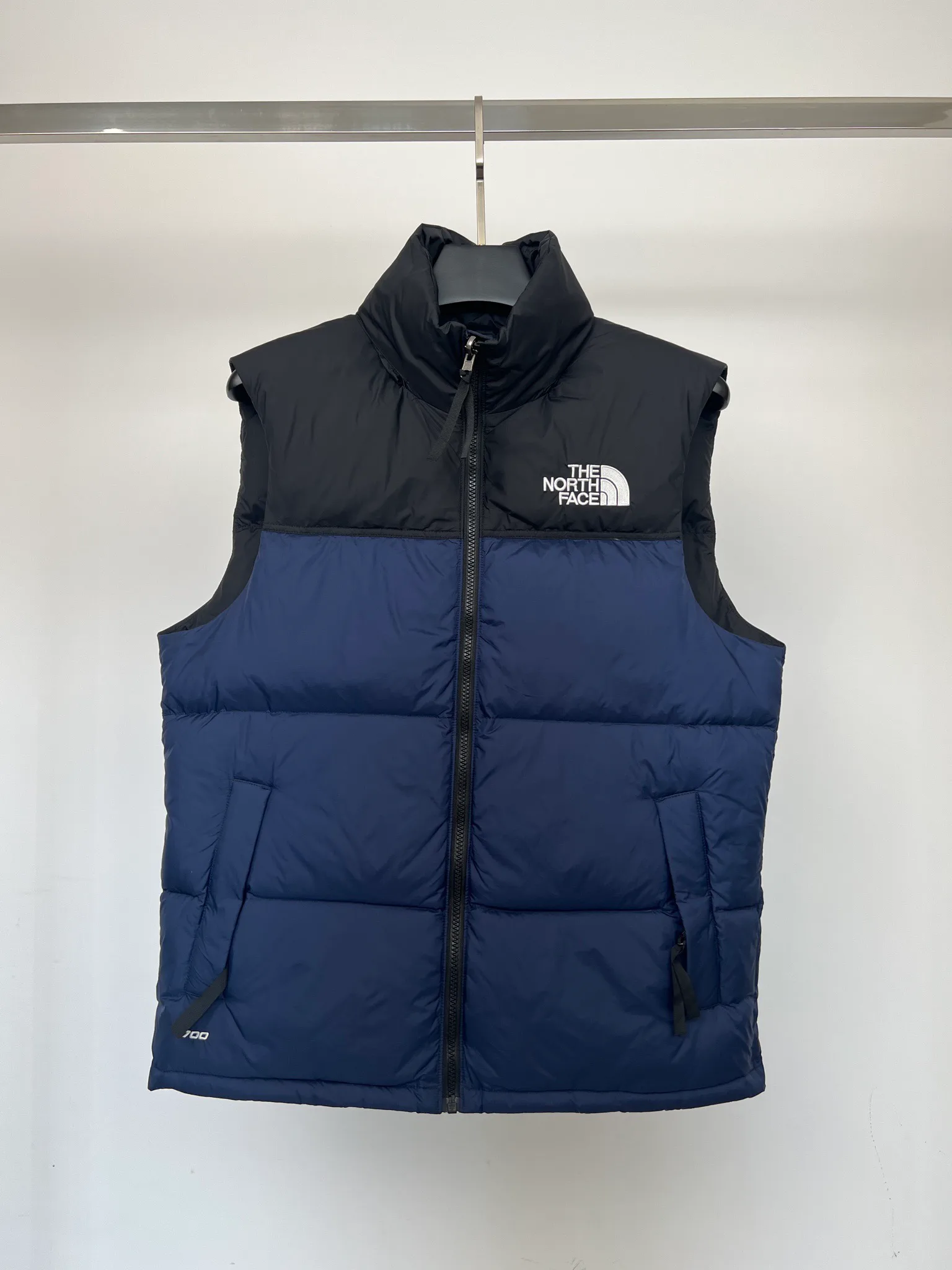 Women's Vests THE NORTH FACE 18416025