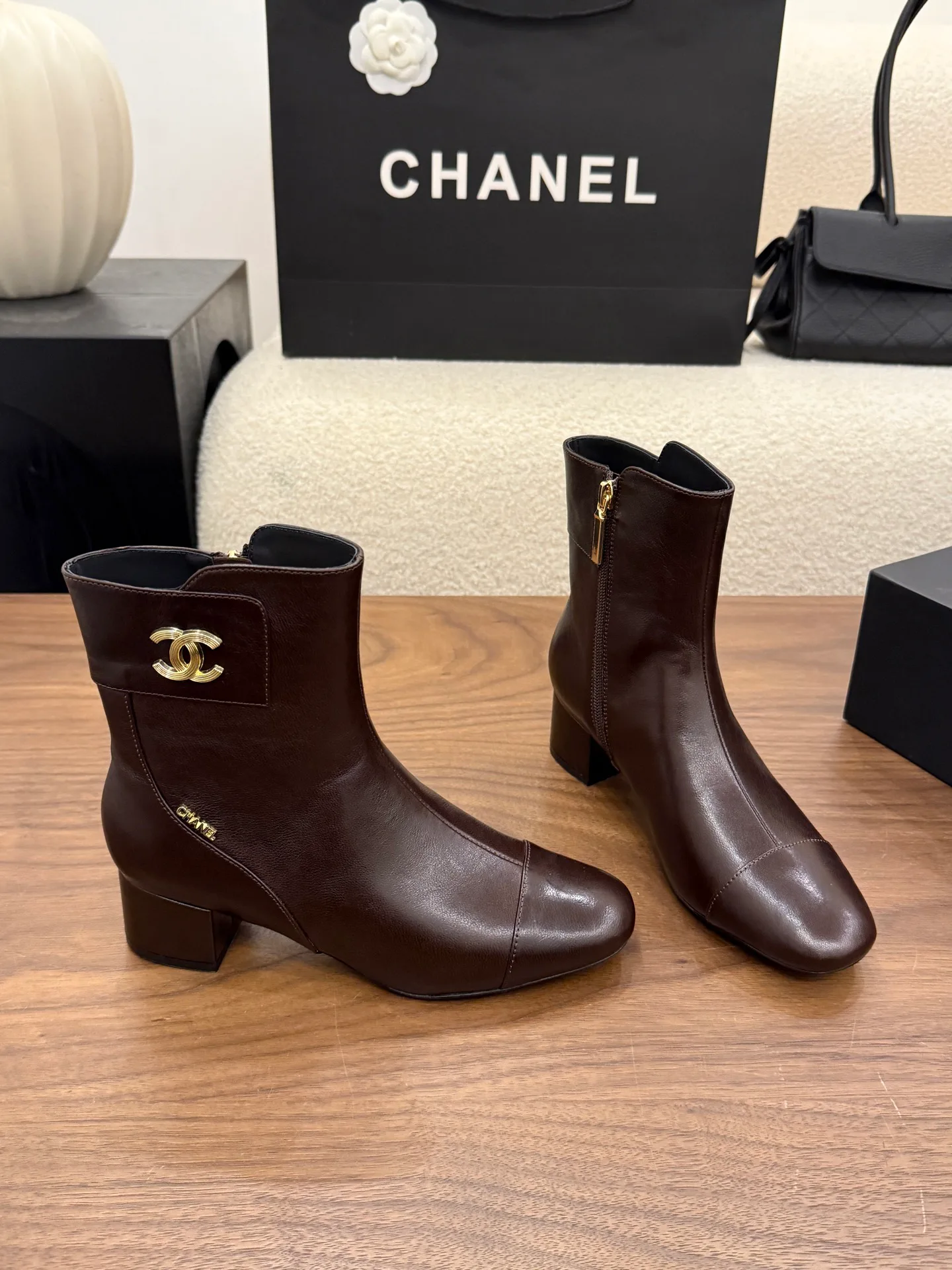 Women's Booties CHANEL 18323349