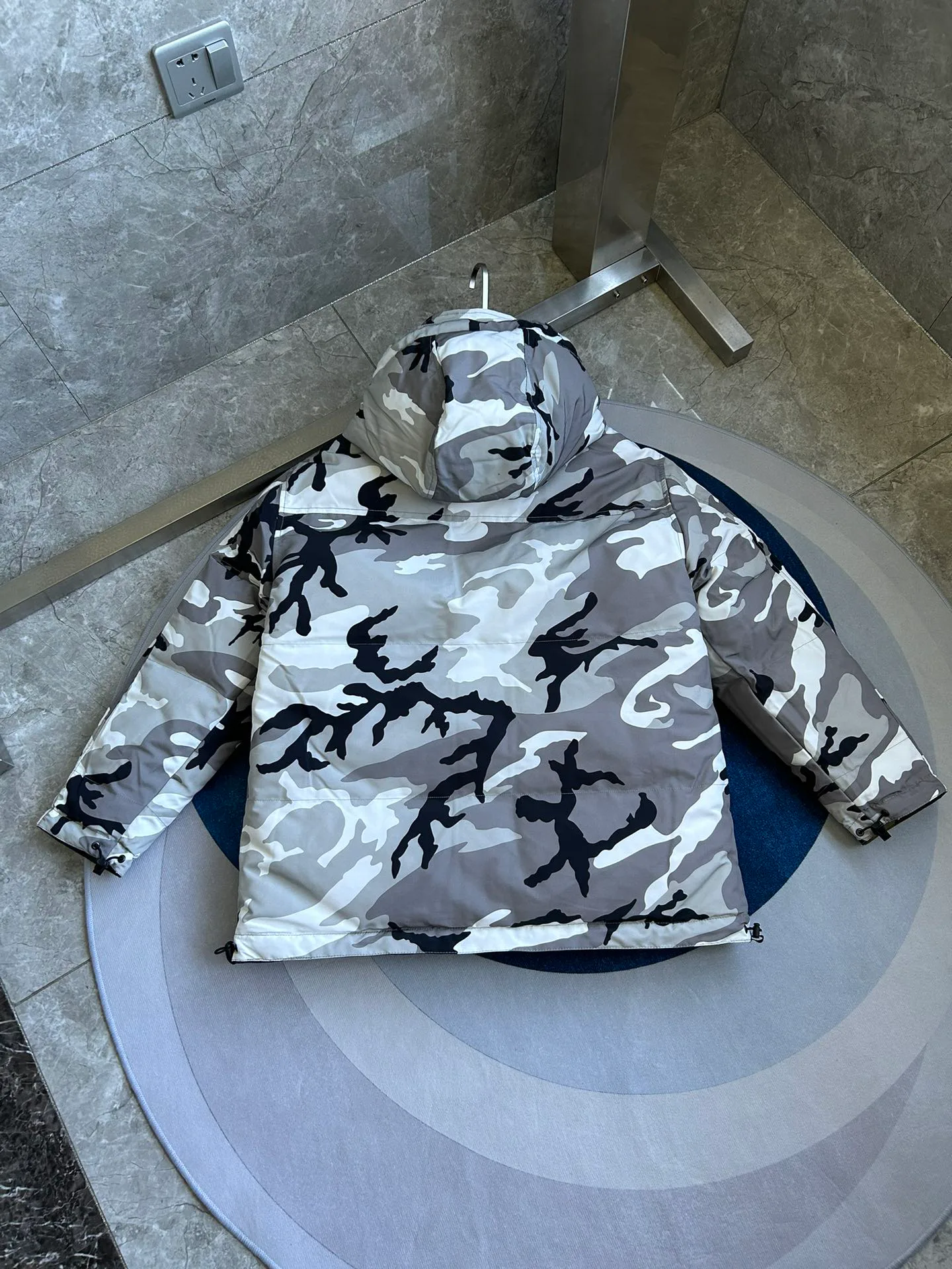 Women's Jackets And Down Jackets CANADA GOOSE 17854553