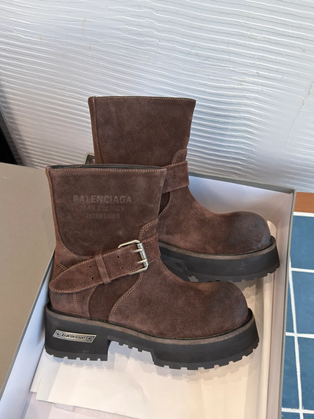 Ботинки Женские Balenciaga 18604662
