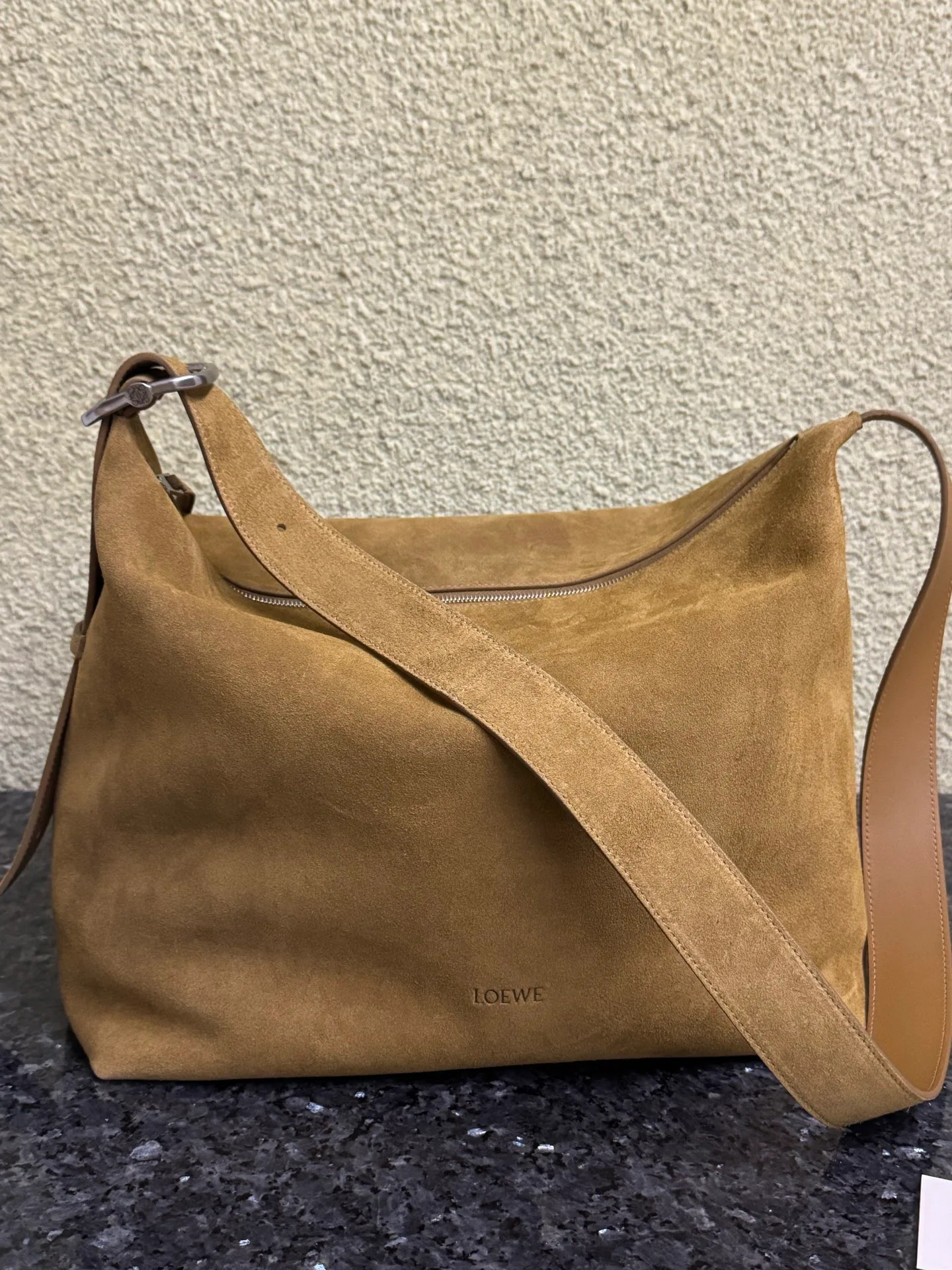 Women's Classic Handbags LOEWE 18231883