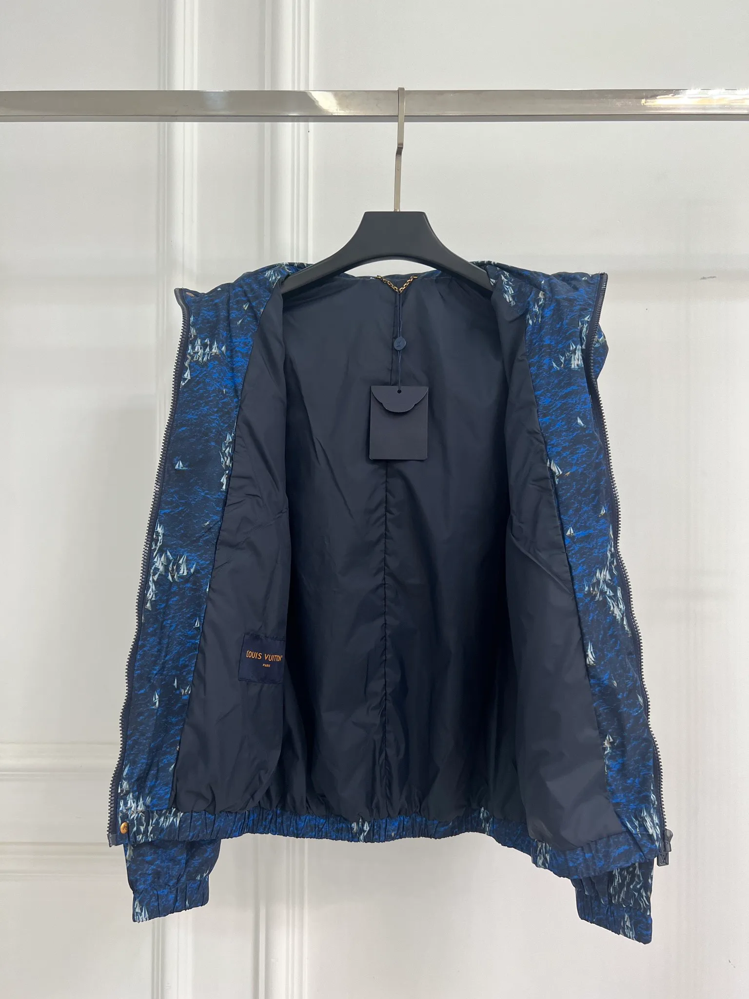 Men's Jackets And Down Jackets LOUIS VUITTON 17950297