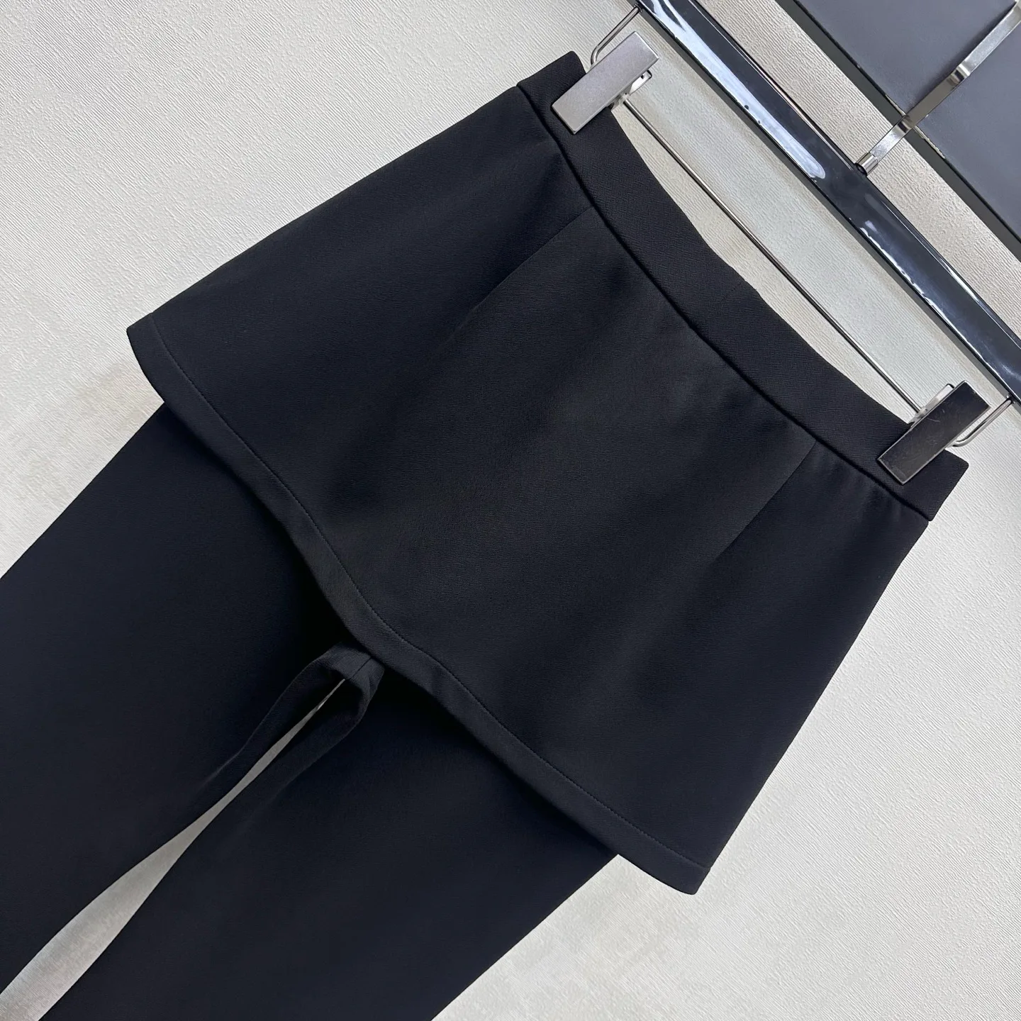 Women's Trousers CHANEL 18181824