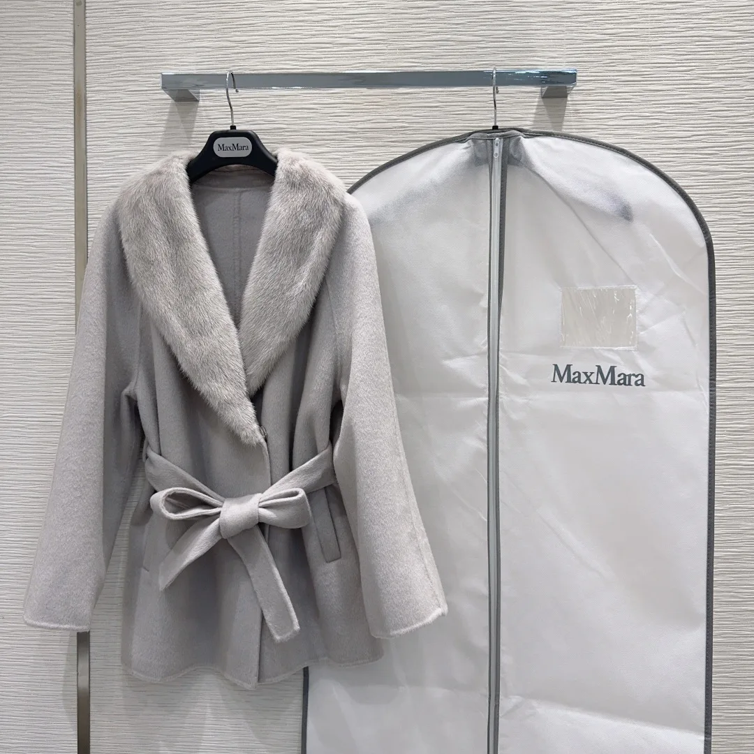 Women's Coats MAX MARA 18172460