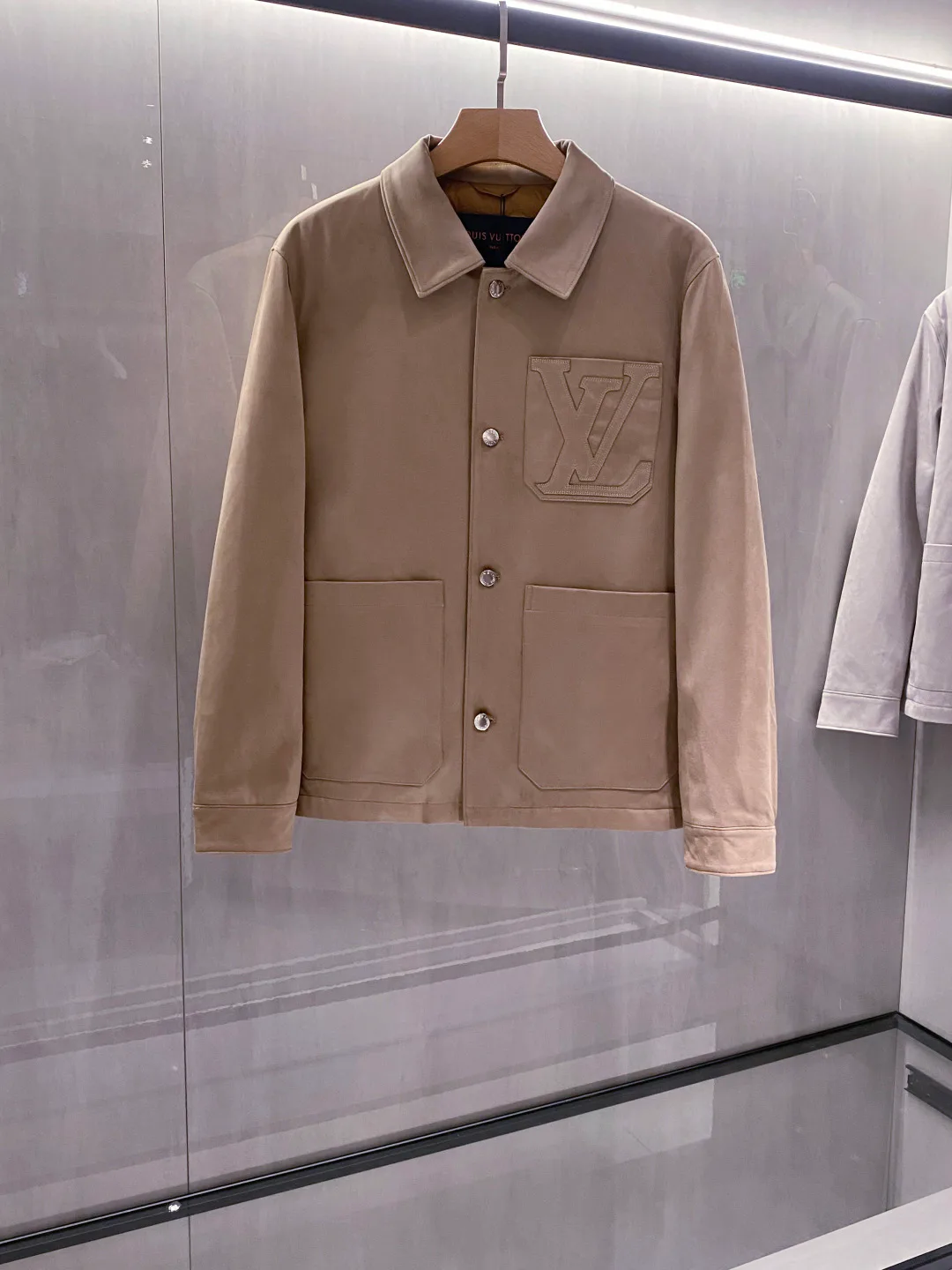 Куртки И Пуховики Мужские Louis Vuitton 18572314