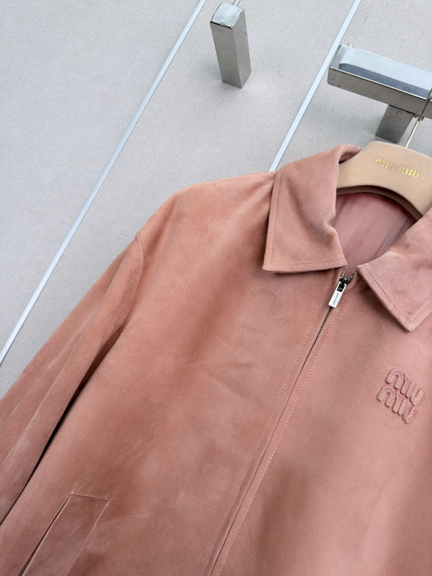 Women's Leather Jackets And Sheepskin Coats MIU MIU 18403477