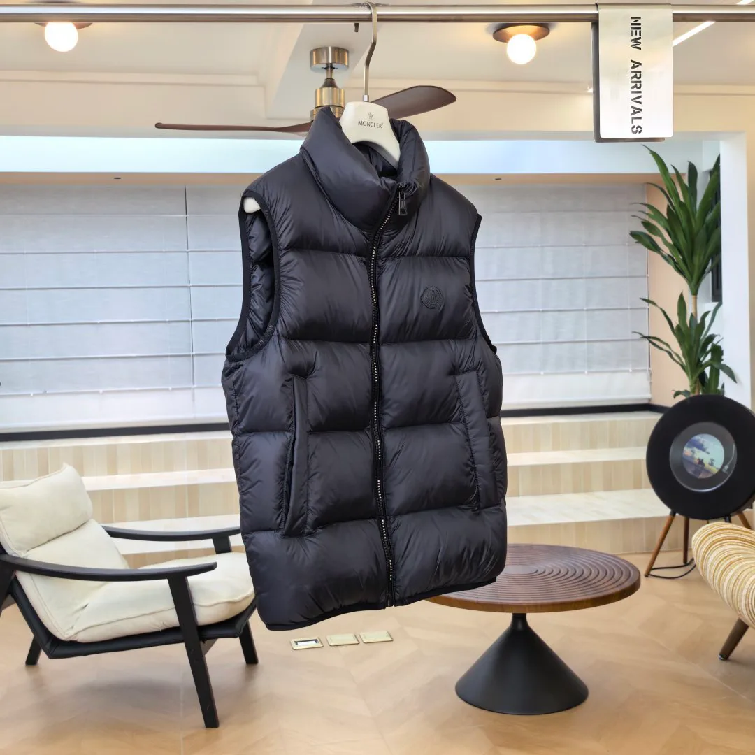 Women's Vests MONCLER 18130365