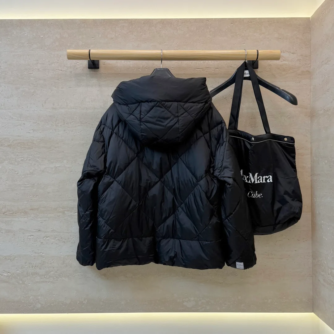 Women's Jackets And Down Jackets MAX MARA 17917322