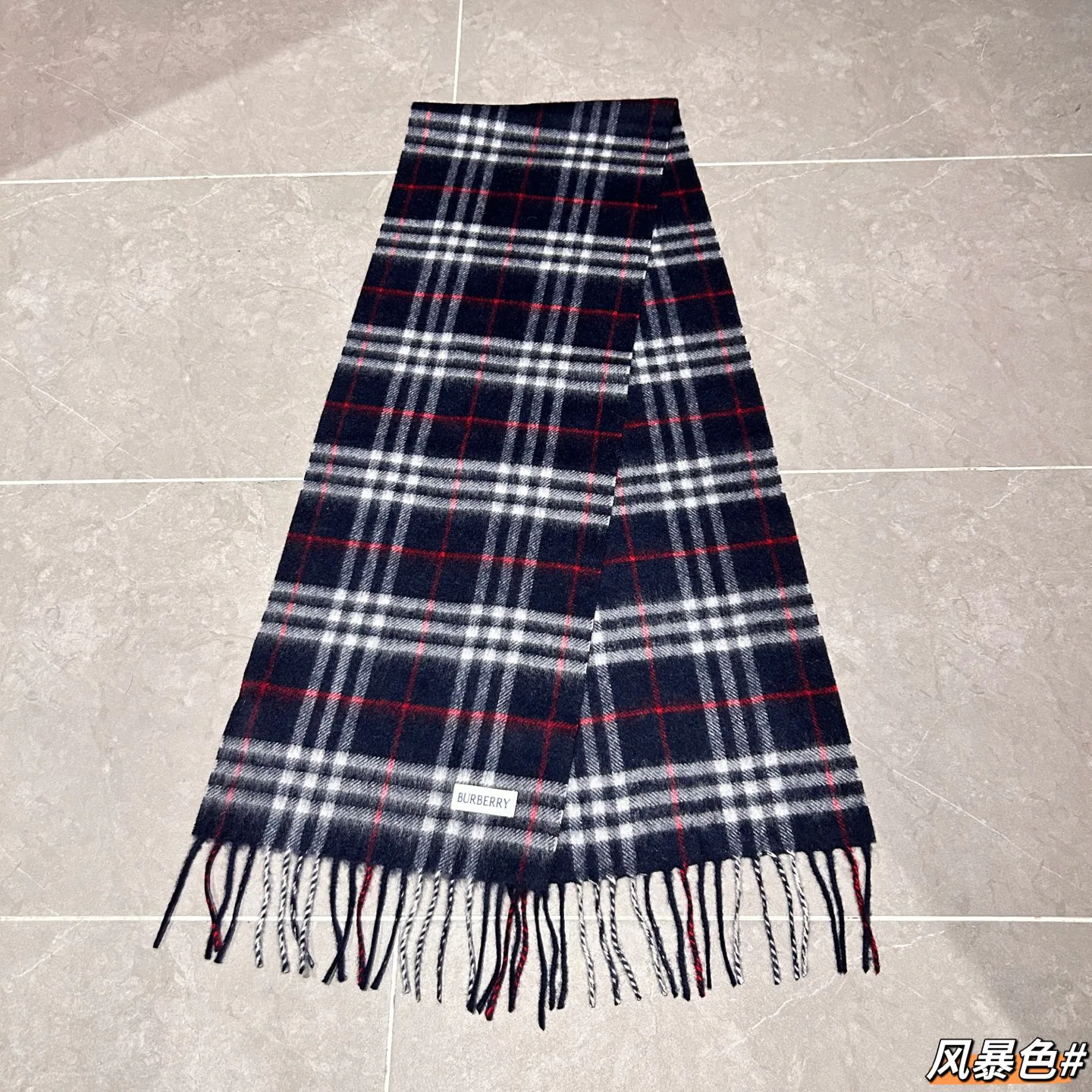 Scarves BURBERRY 18507395