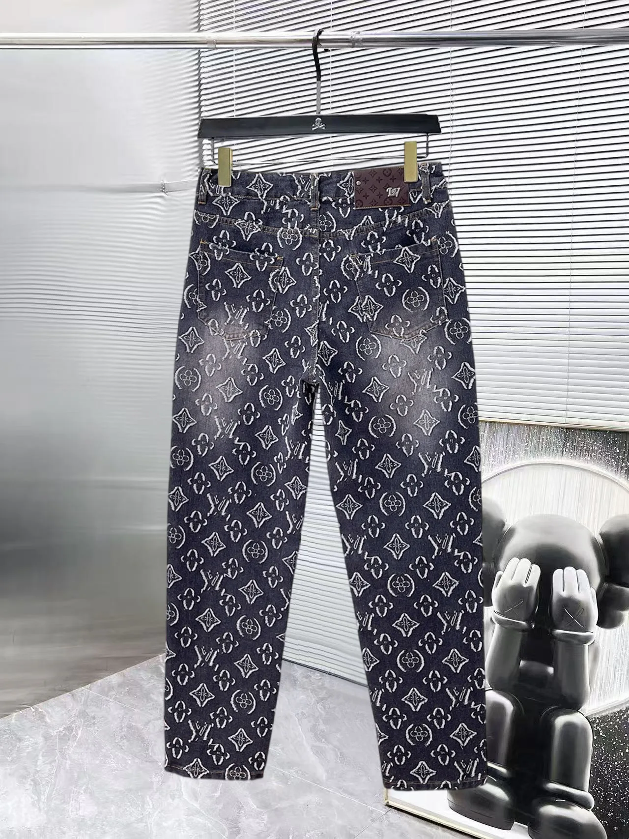 Men's Jeans LOUIS VUITTON 18499644