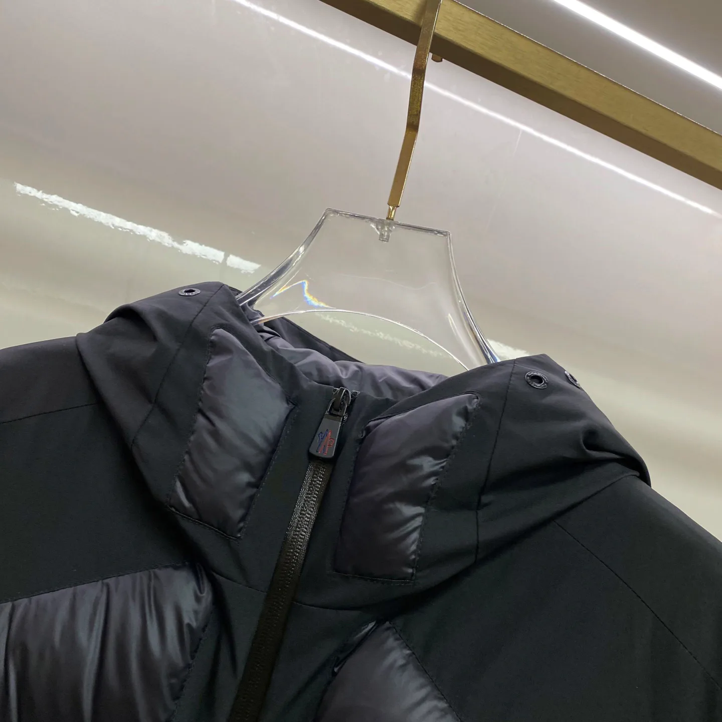 Men's Jackets And Down Jackets MONCLER 18029238